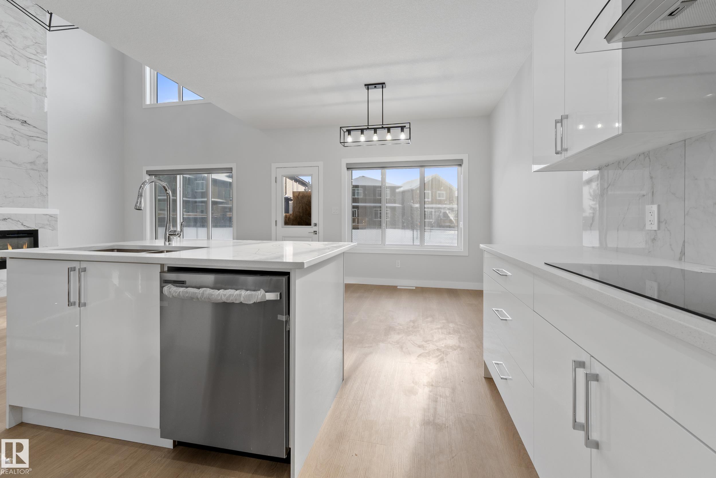 Photo 15 at 11 Westwyck, Fenwyck, Spruce Grove