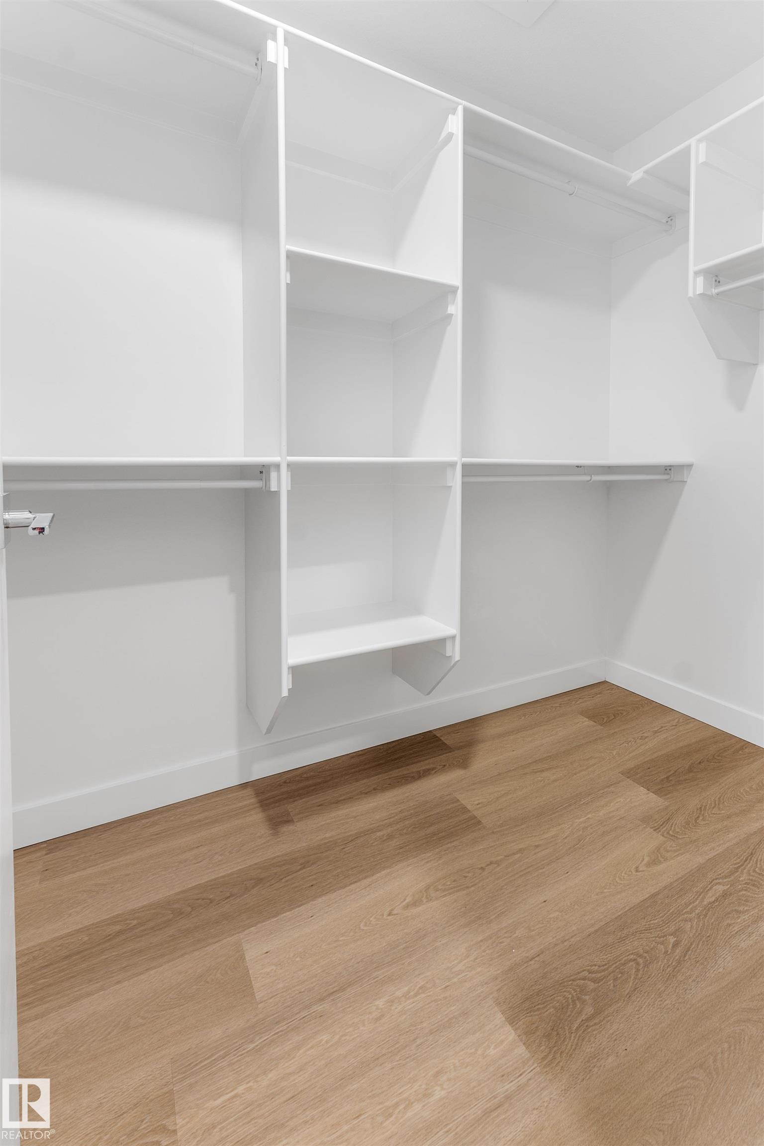 Photo 42 at 11 Westwyck, Fenwyck, Spruce Grove