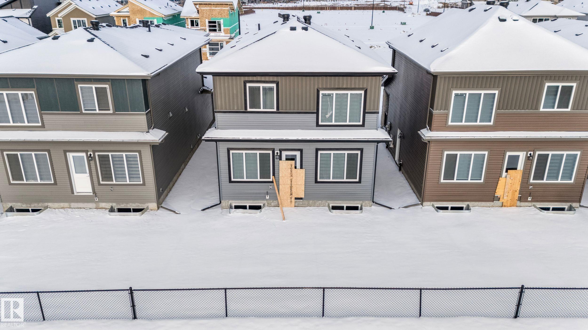 Photo 49 at 11 Westwyck, Fenwyck, Spruce Grove