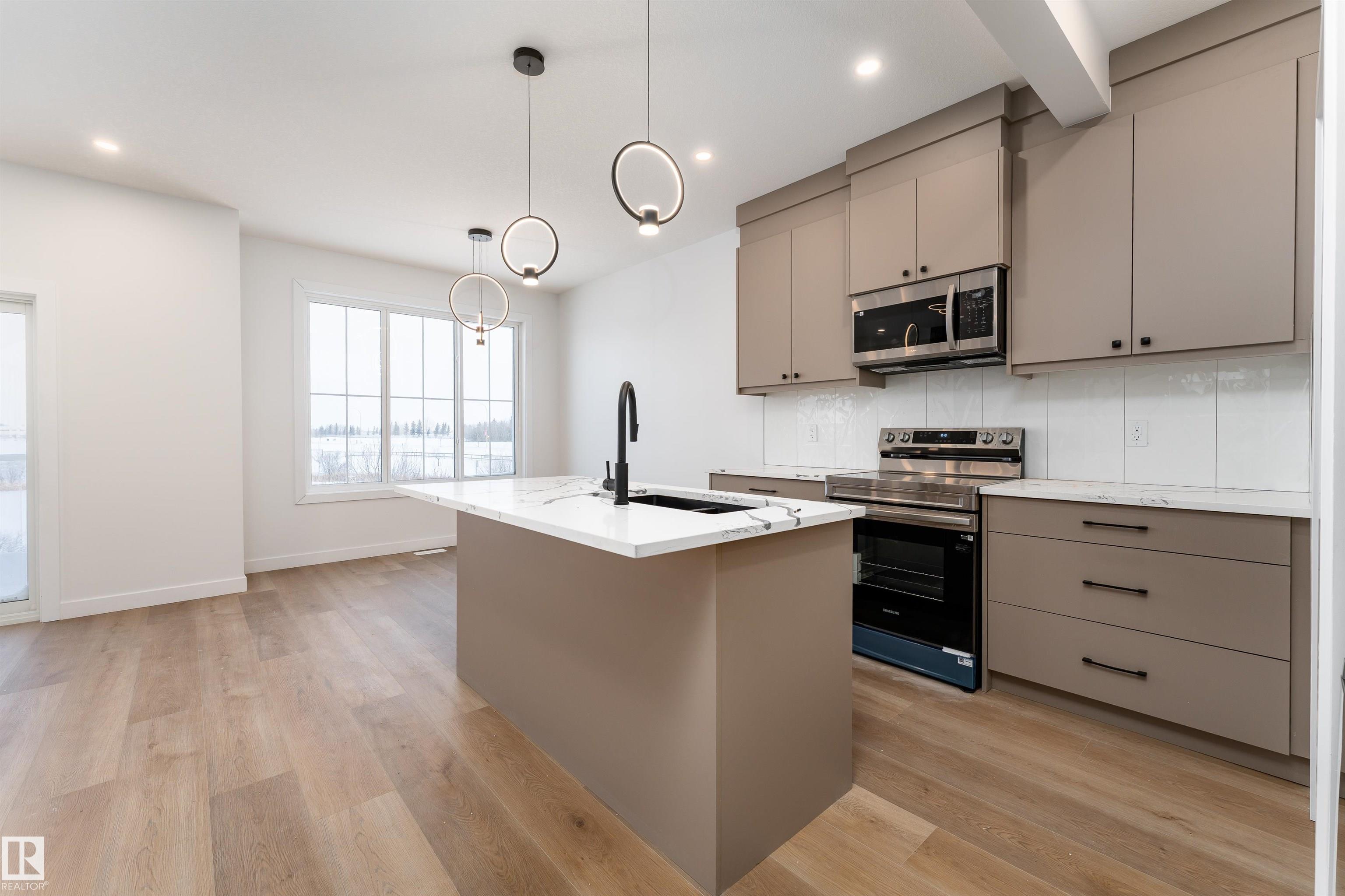 186 Elliot Wynd, South Pointe, Fort Saskatchewan