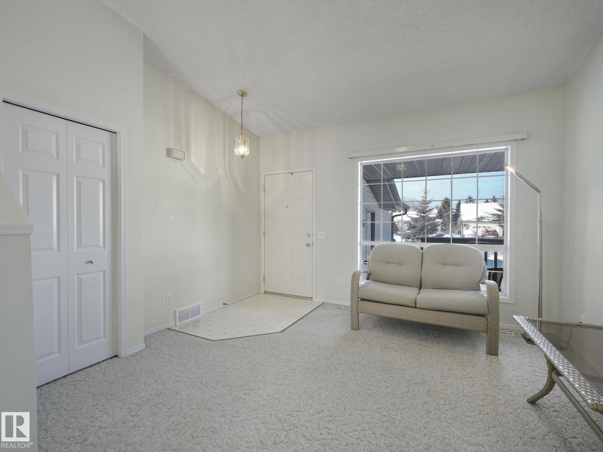 Photo 13 at 49 Aberdeen Way, St. Andrews, Stony Plain