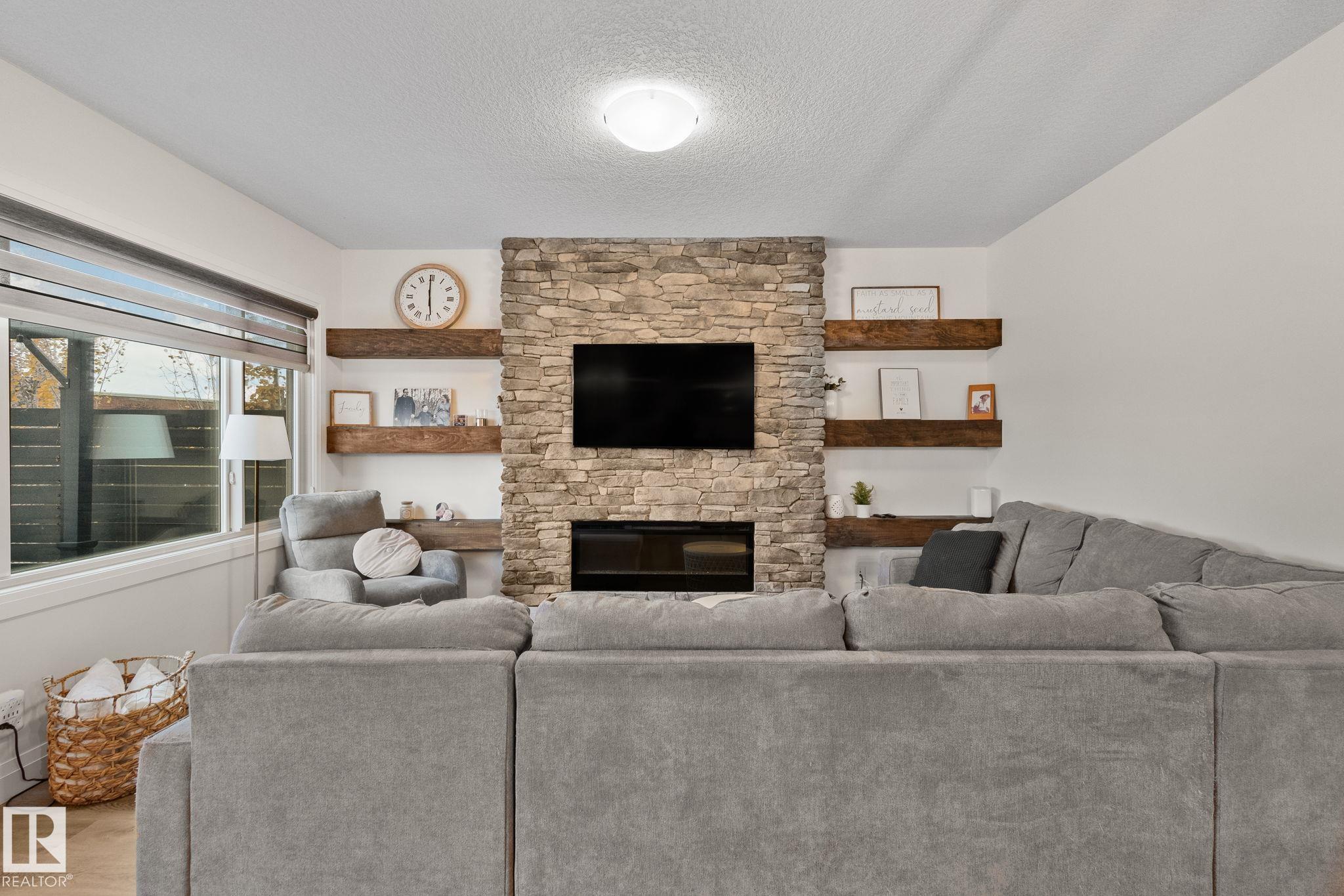 Photo 22 at 52 Greenbury Close, Greenbury, Spruce Grove