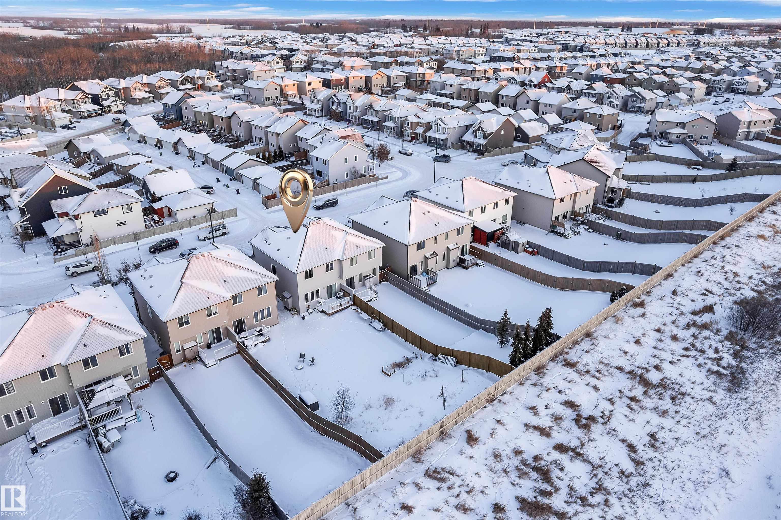 Photo 37 at 3722 9 Street NW, Maple Crest, Edmonton