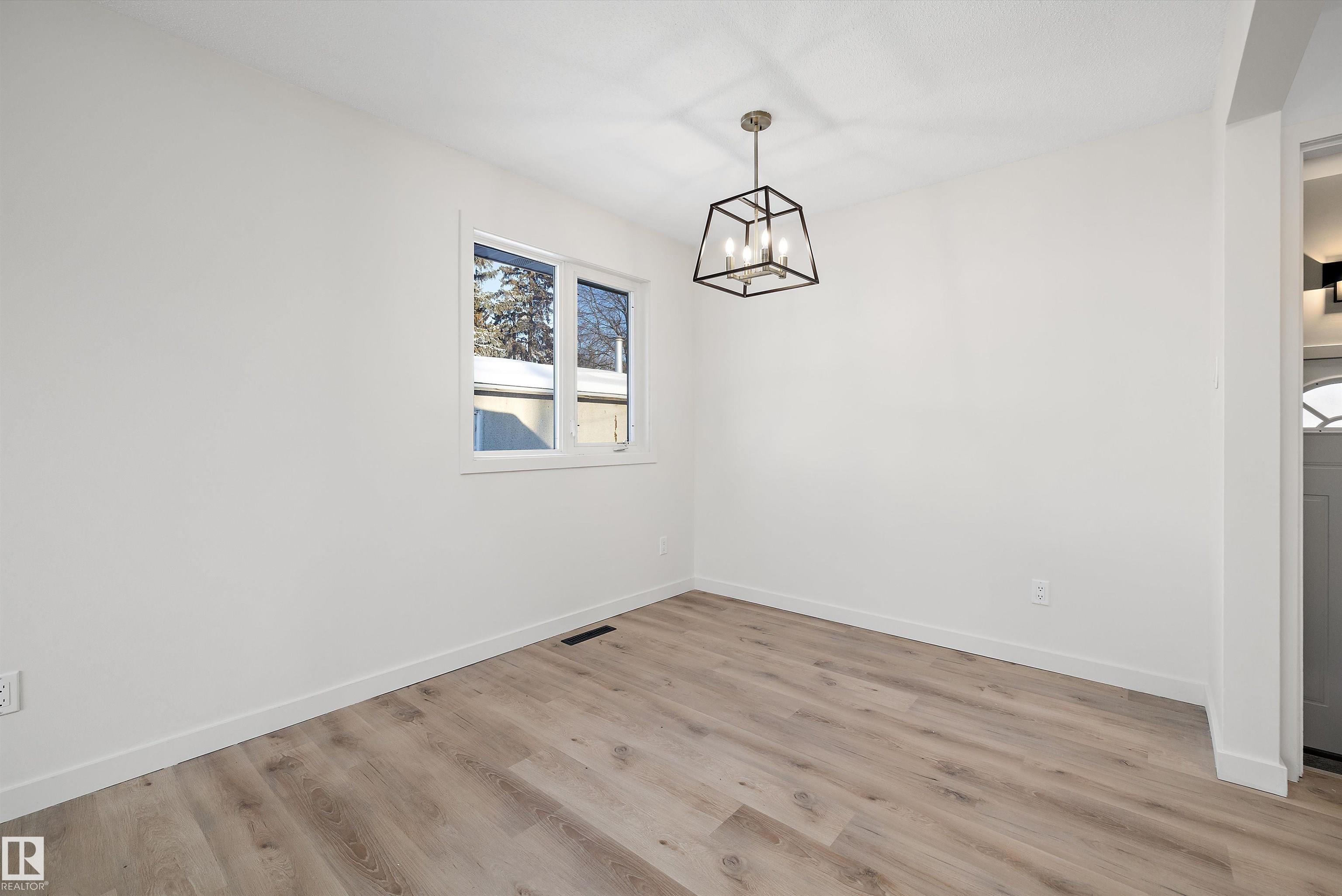 Photo 8 at 49 Sheridan Drive, Sturgeon Heights, St. Albert