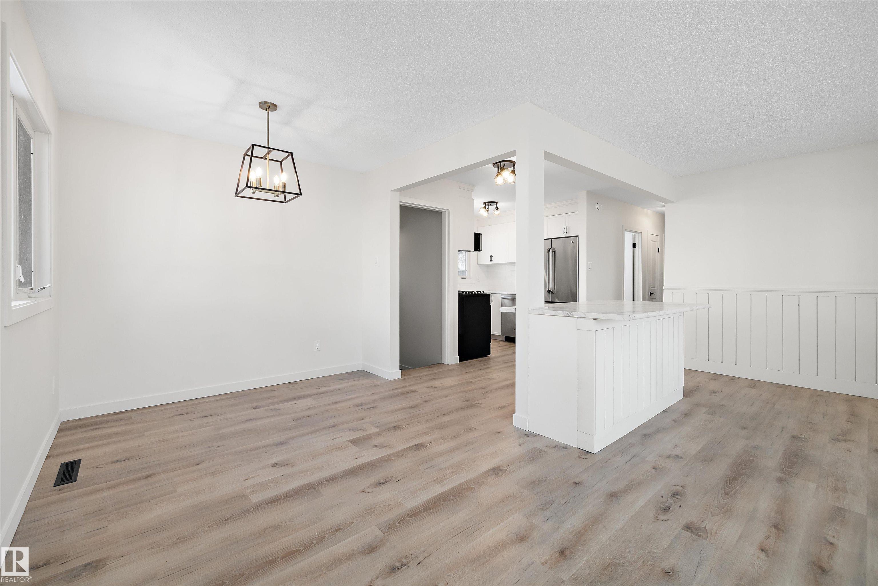 Photo 9 at 49 Sheridan Drive, Sturgeon Heights, St. Albert