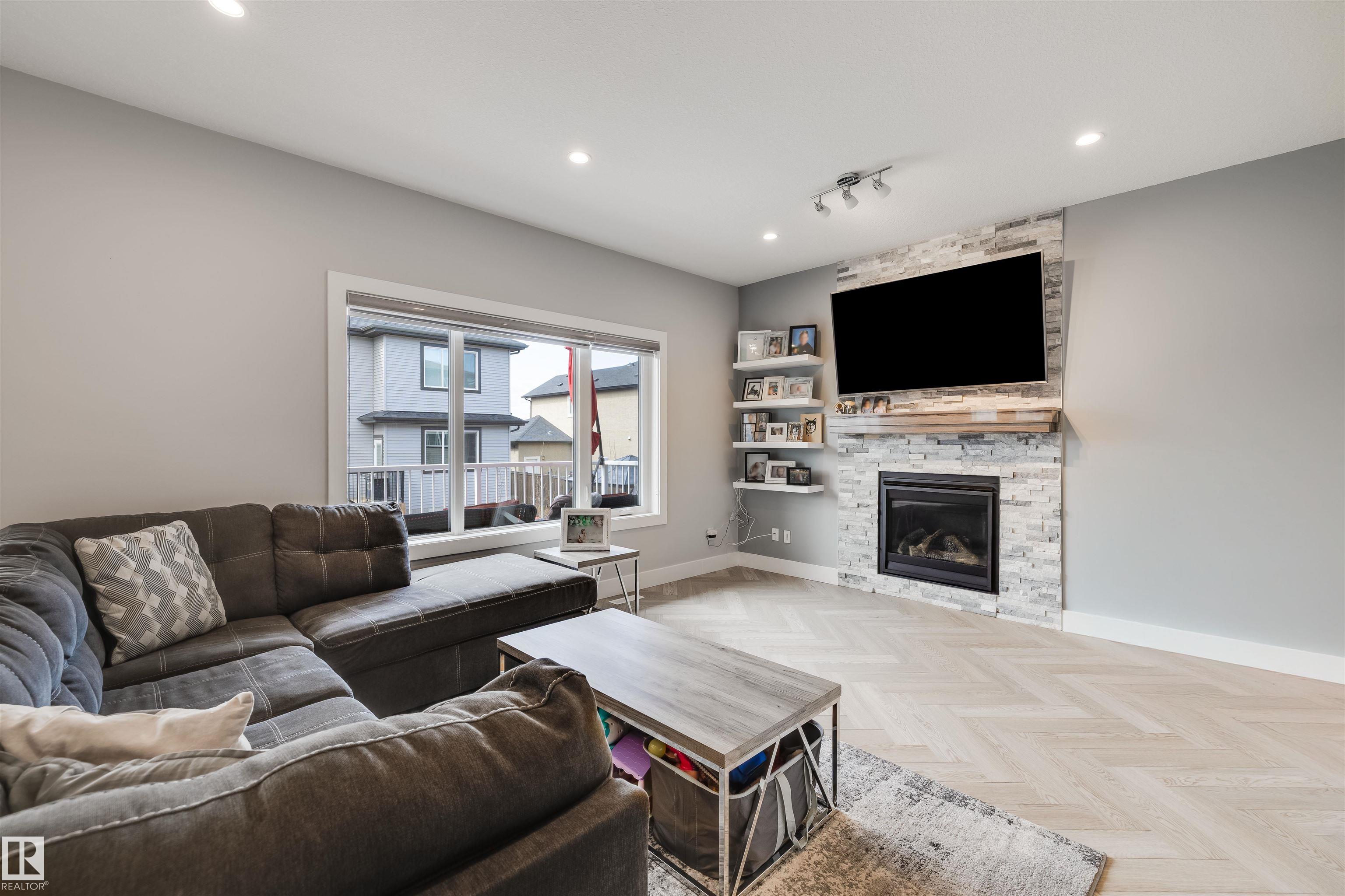 Photo 11 at 3901 44 Avenue, Triomphe Estates, Beaumont