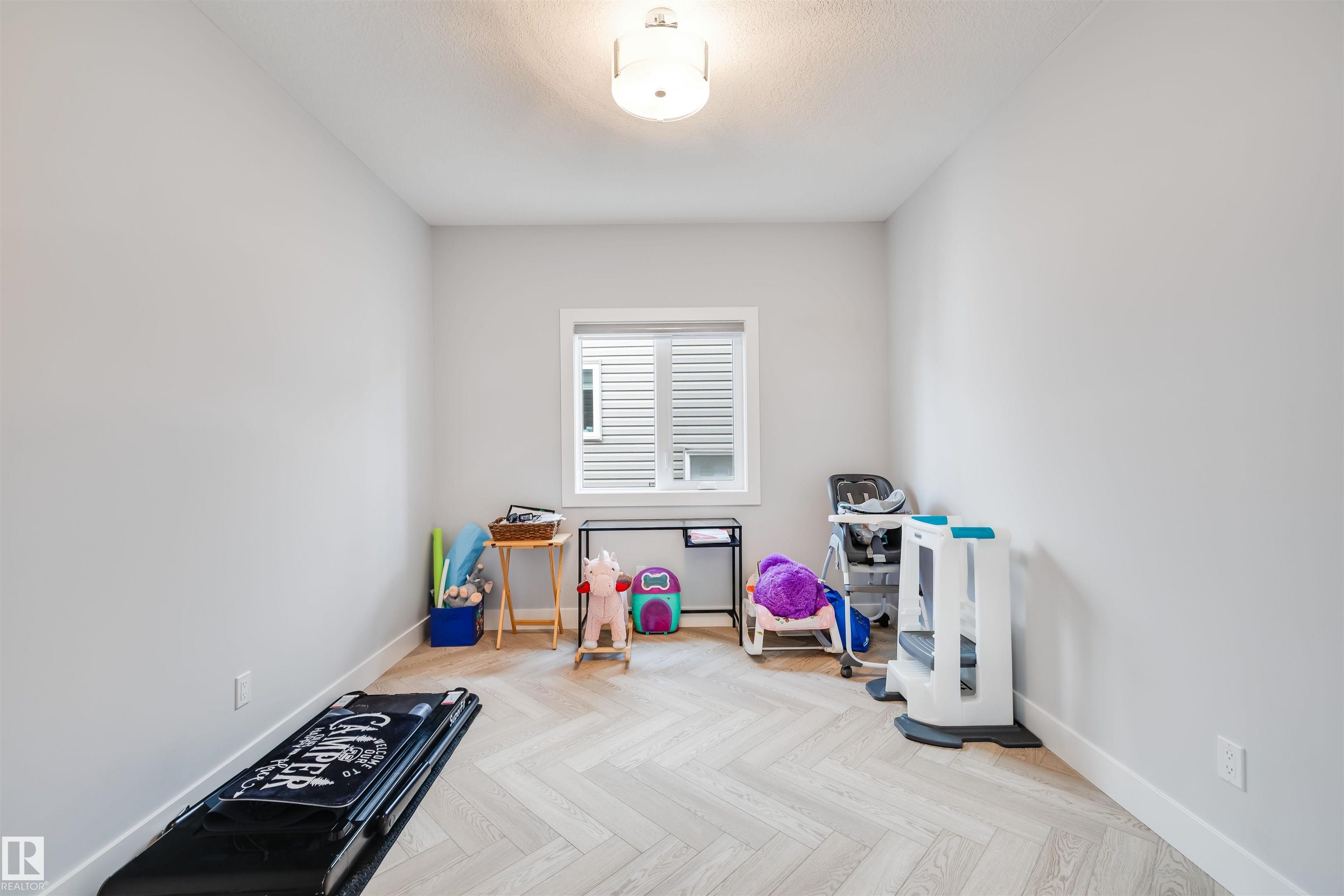 Photo 13 at 3901 44 Avenue, Triomphe Estates, Beaumont