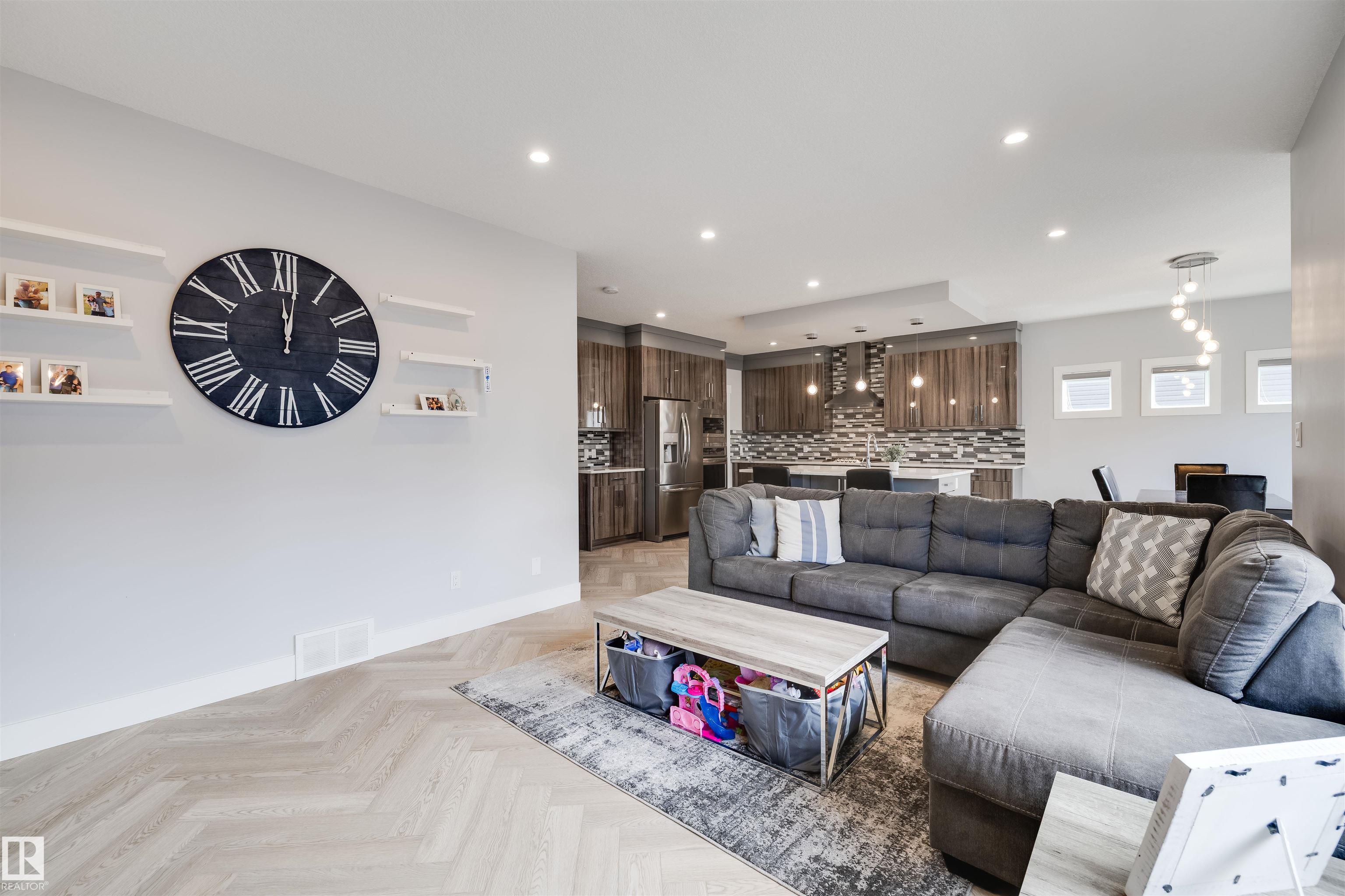 Photo 10 at 3901 44 Avenue, Triomphe Estates, Beaumont