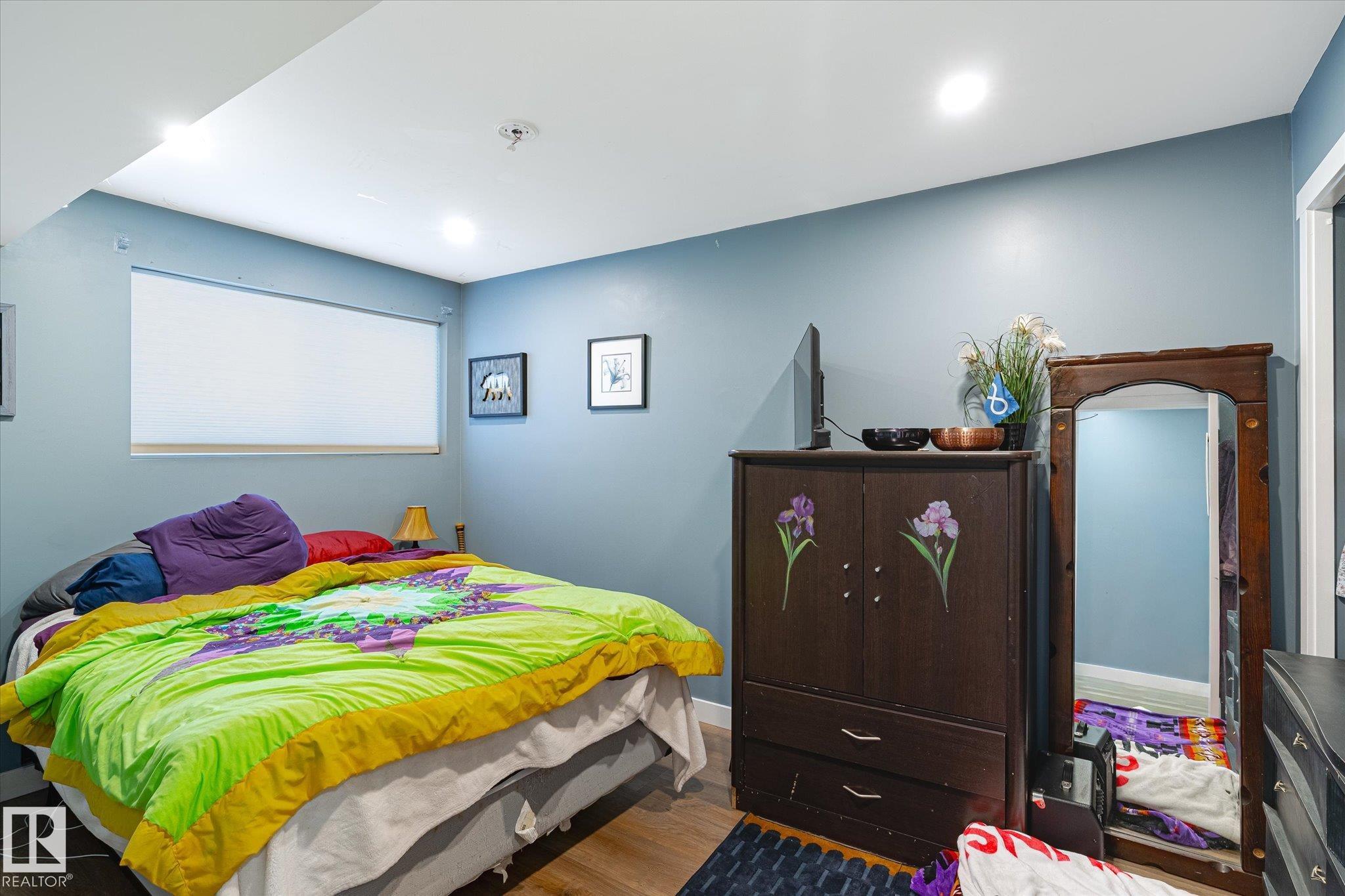 Photo 23 at 11907 70 Street NW, Montrose, Edmonton