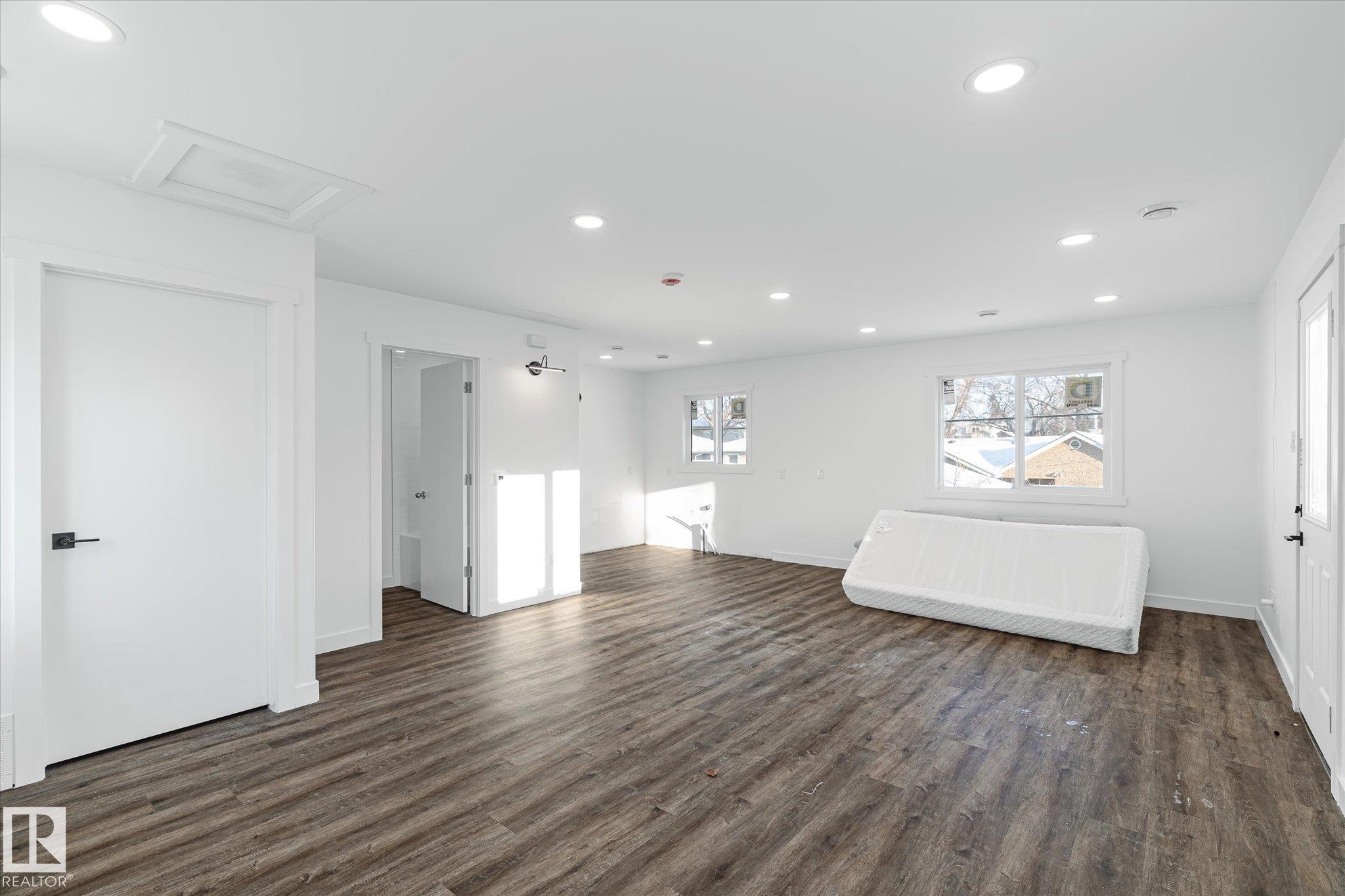 Photo 40 at 11907 70 Street NW, Montrose, Edmonton