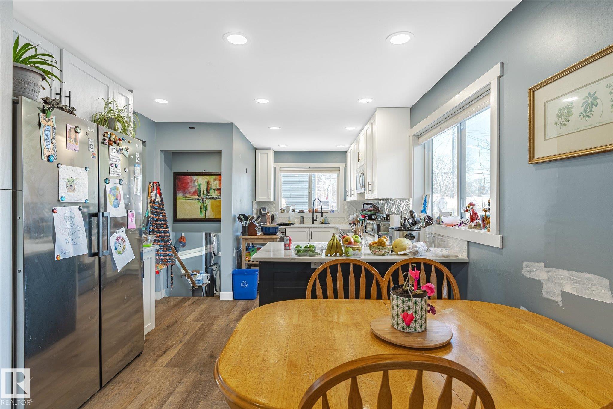 Photo 8 at 11907 70 Street NW, Montrose, Edmonton