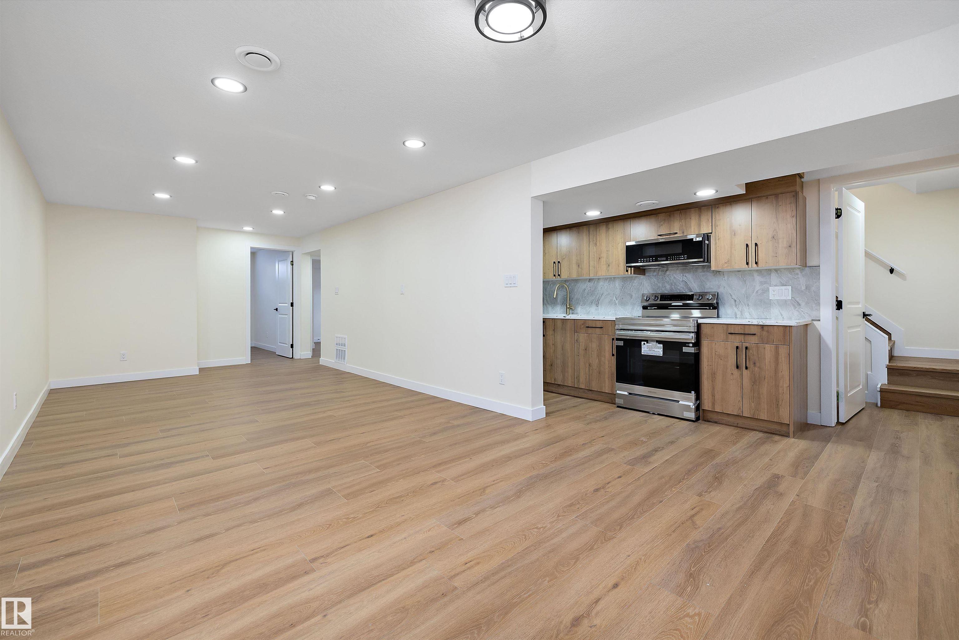 Photo 28 at 13519 109 Street NW, Rosslyn, Edmonton