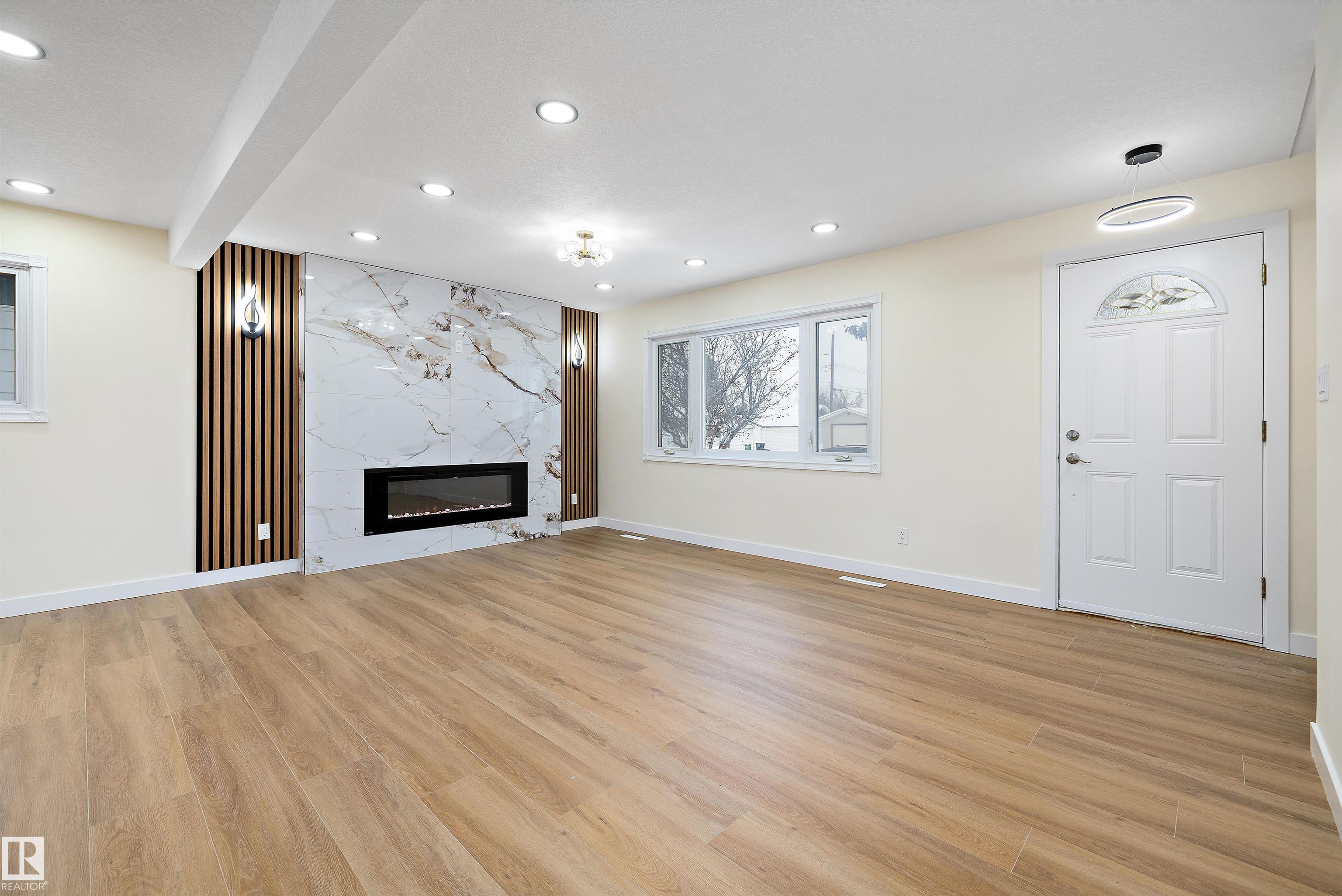 13519 109 Street NW, Rosslyn, Edmonton