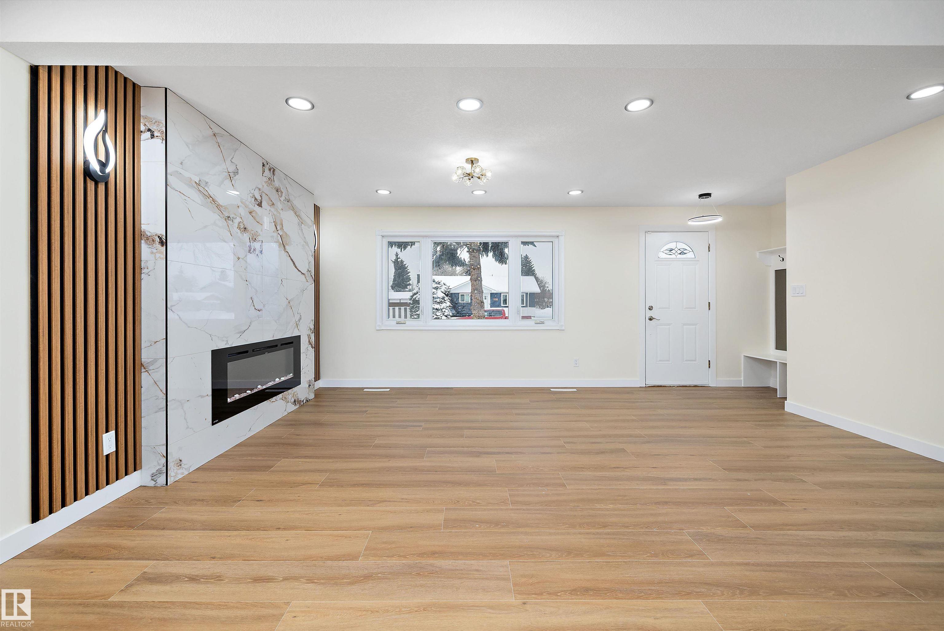 Photo 9 at 13519 109 Street NW, Rosslyn, Edmonton