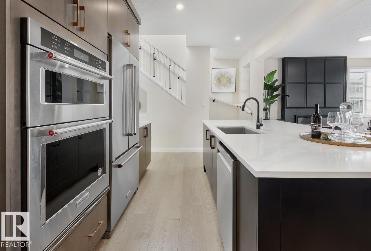 2504 204 Street NW, The Uplands, Edmonton