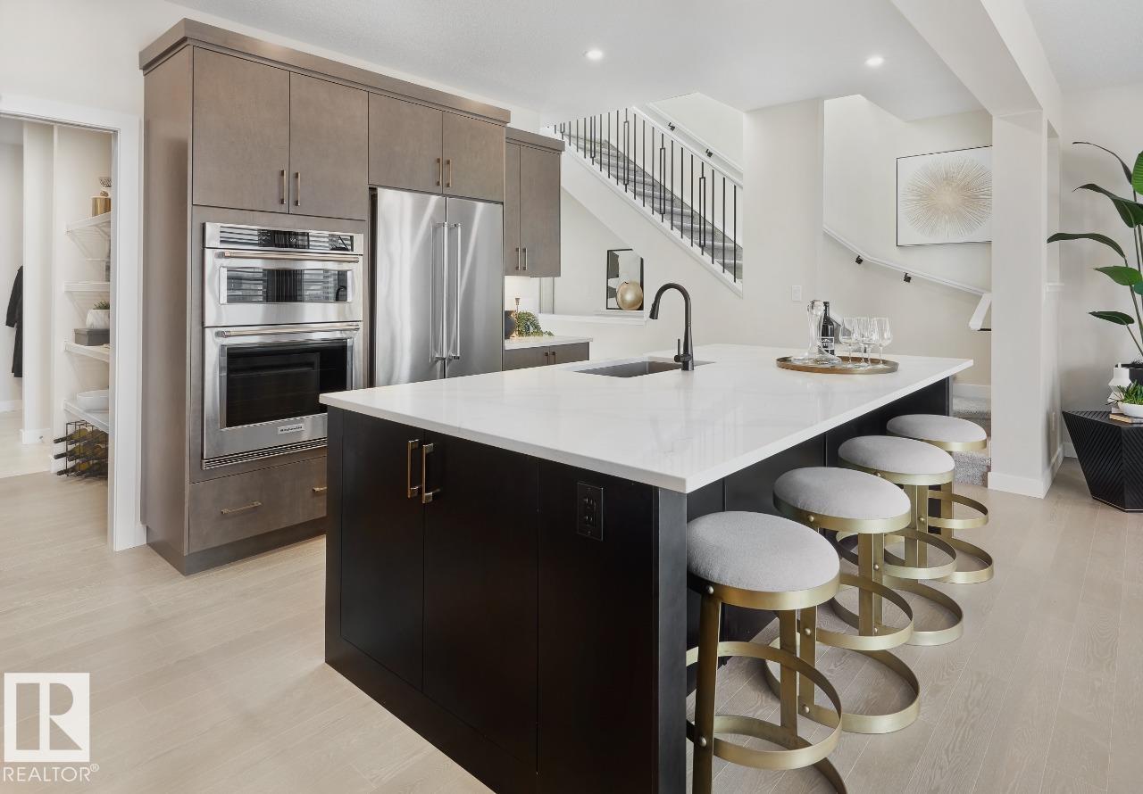 2504 204 Street NW, The Uplands, Edmonton