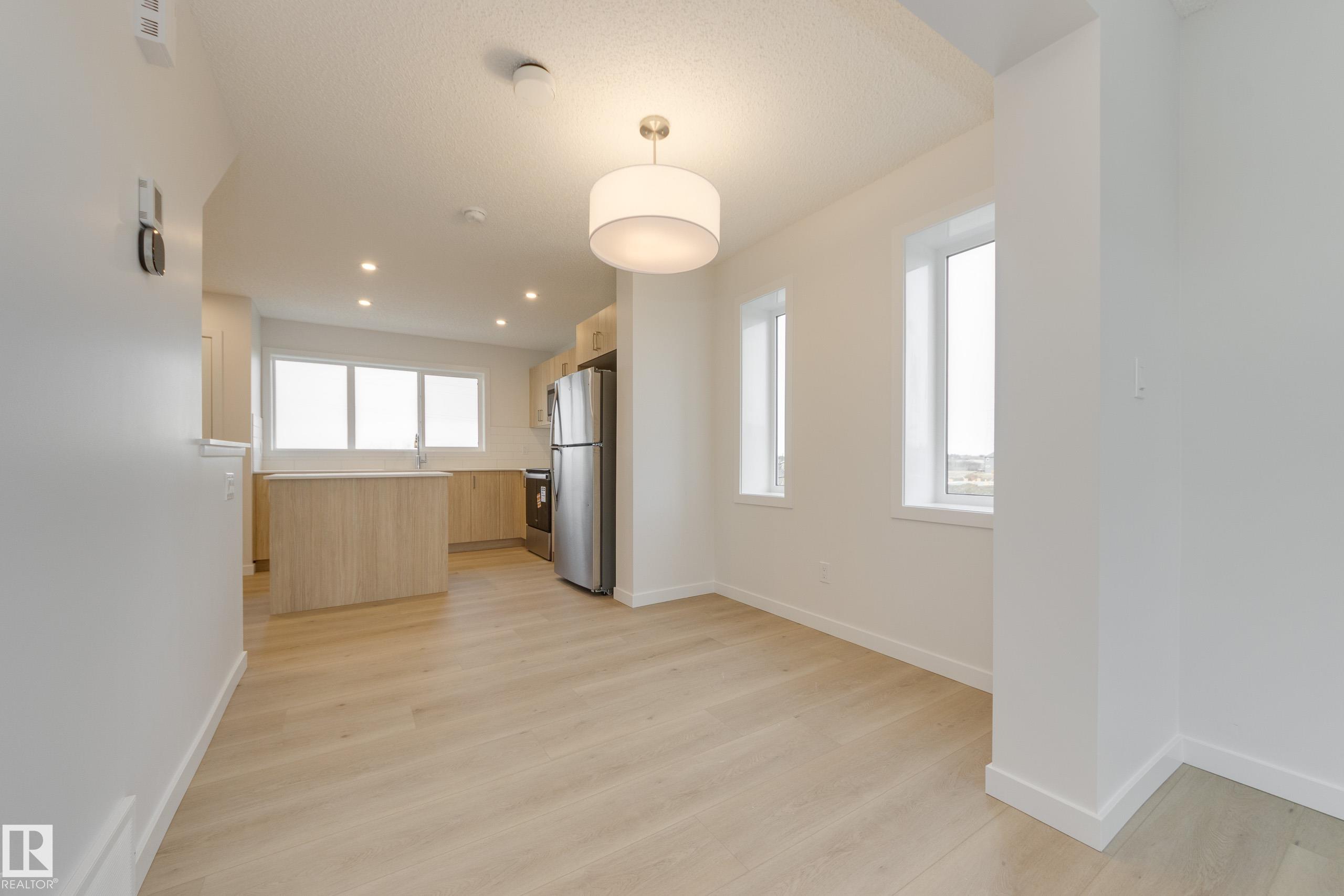 Photo 11 at 17235 4 Street NW, Marquis, Edmonton