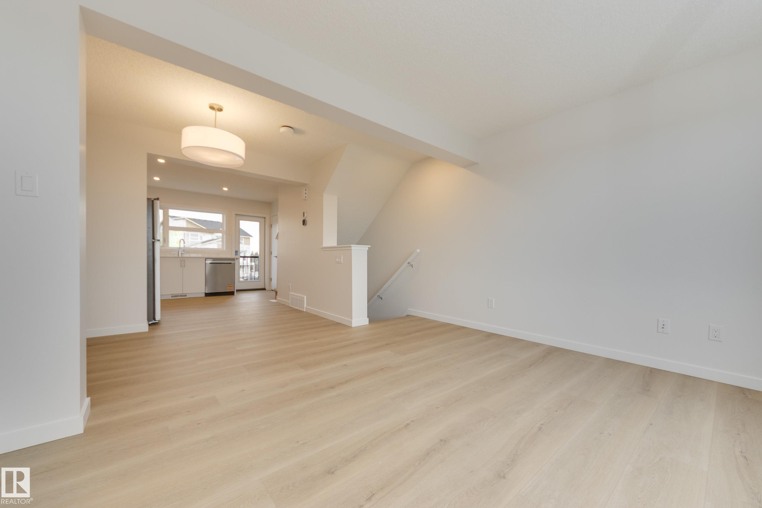 Photo 7 at 17231 4 Street NW, Marquis, Edmonton