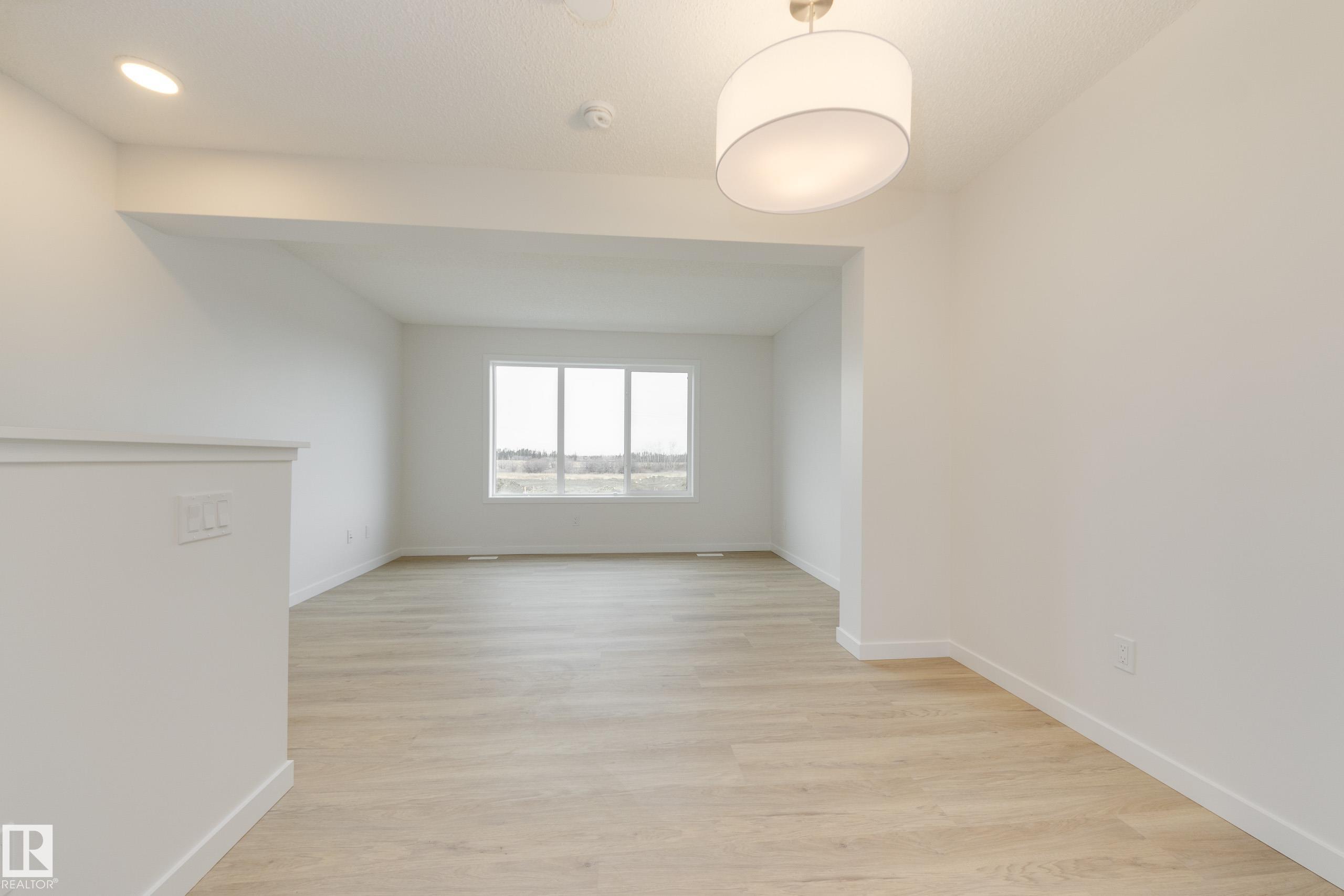 Photo 12 at 17236 4 Street NW, Marquis, Edmonton