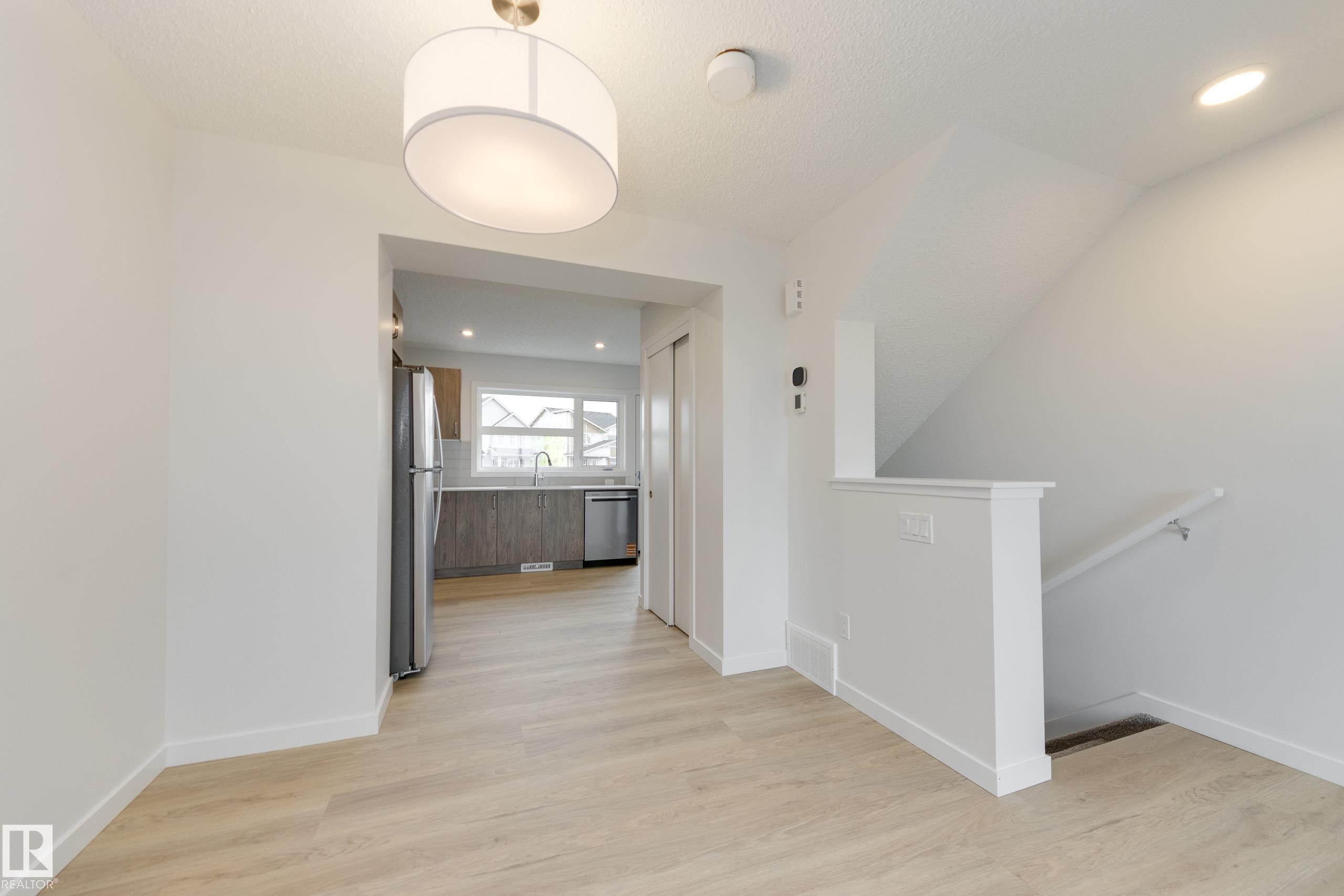 Photo 13 at 17236 4 Street NW, Marquis, Edmonton