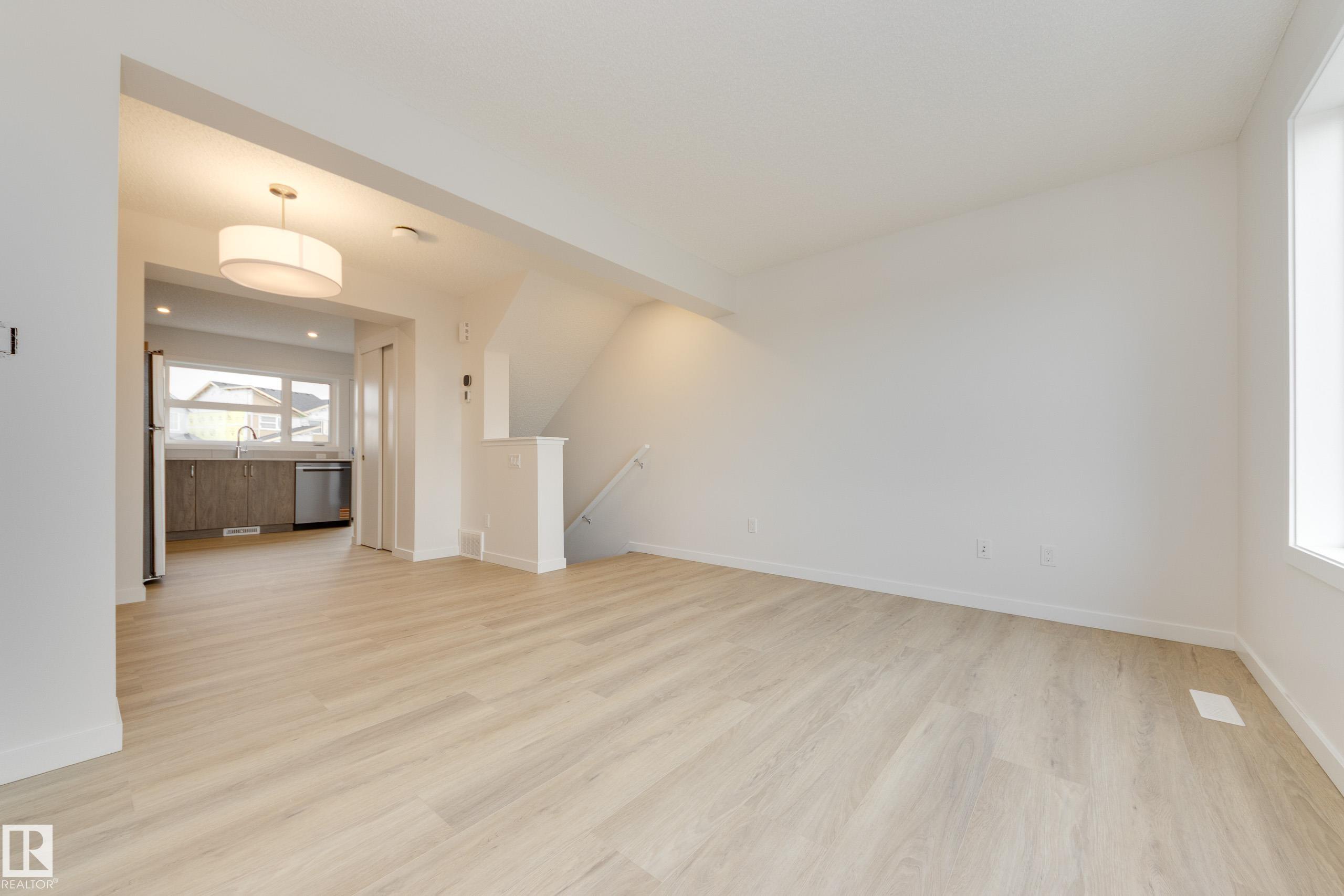 Photo 8 at 17236 4 Street NW, Marquis, Edmonton