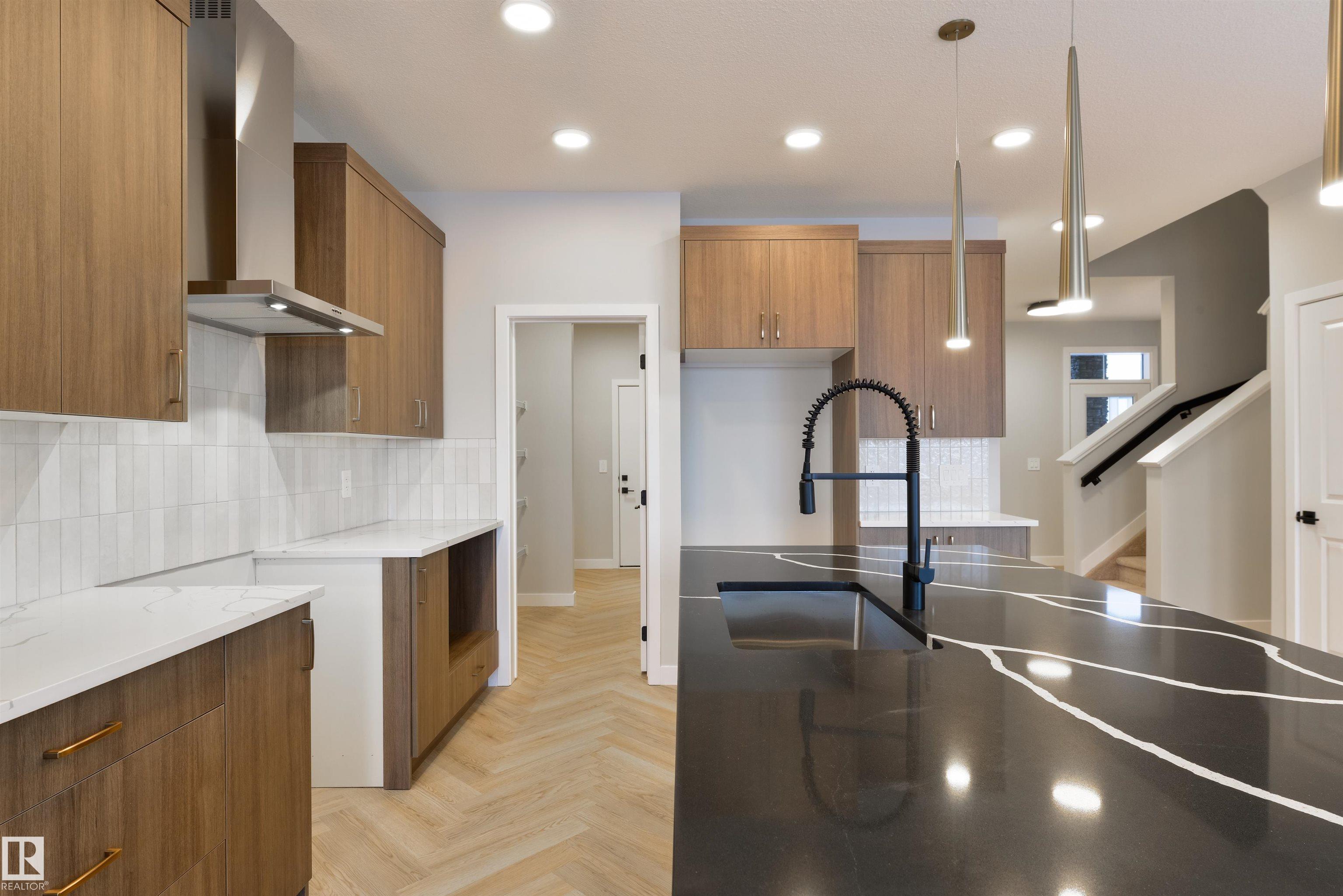 Photo 16 at 10 Cobblestone Gate, Copperhaven, Spruce Grove