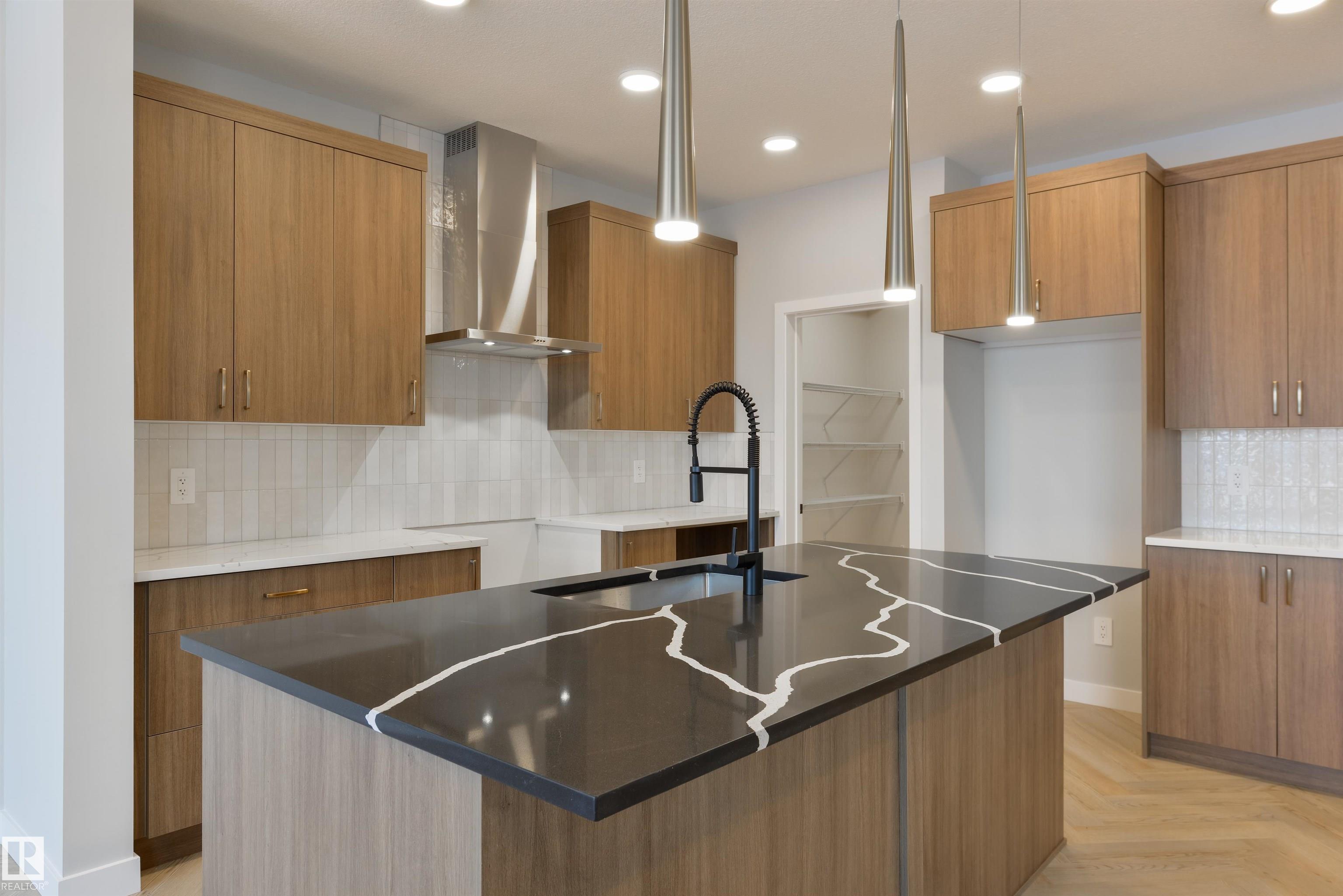 Photo 18 at 10 Cobblestone Gate, Copperhaven, Spruce Grove