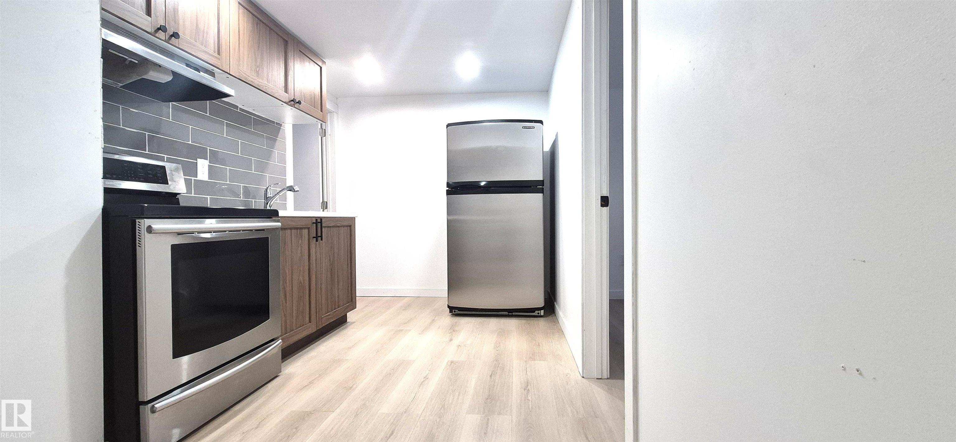 Photo 16 at 5907 121 Avenue NW, Montrose, Edmonton