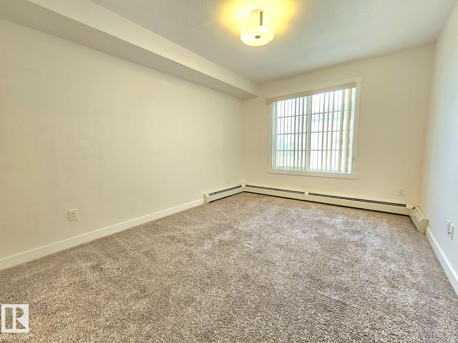 Photo 11 at 205 - 3670 139 Avenue NW, Clareview Town Centre, Edmonton