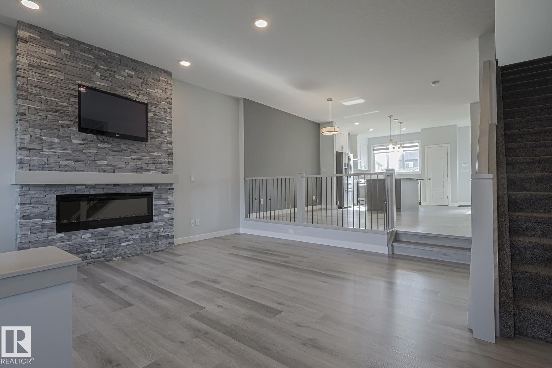 1653 Plum Circle SW, The Orchards At Ellerslie, Edmonton