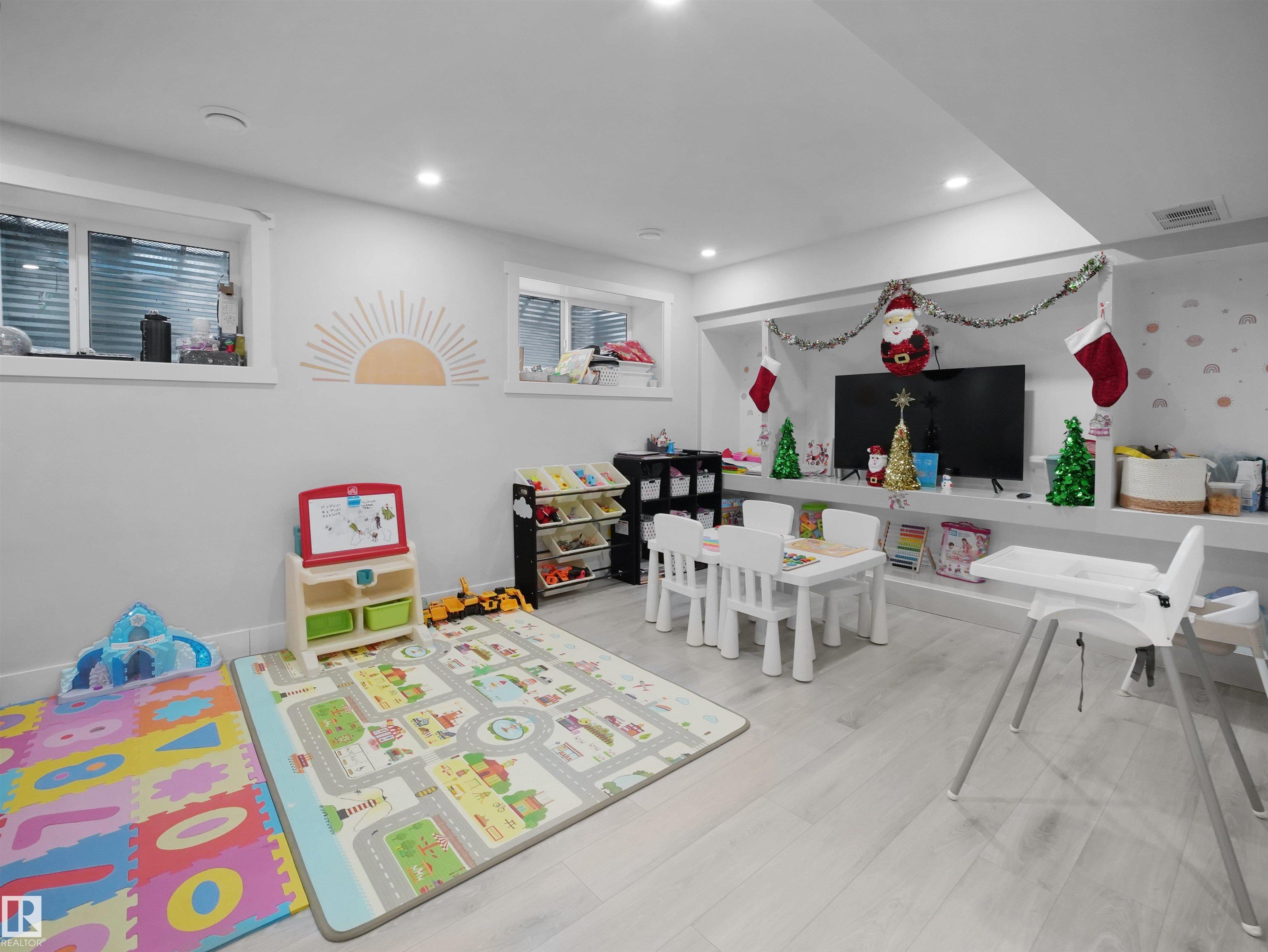 Photo 59 at 949 Stillwater Boulevard NW, Stillwater, Edmonton