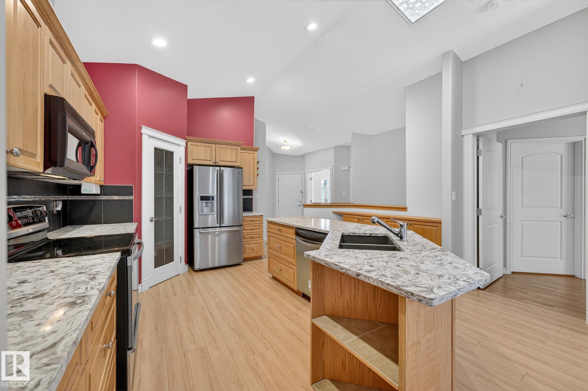 Photo 21 at 25 Folkstone Place, Folkstone Place, Stony Plain