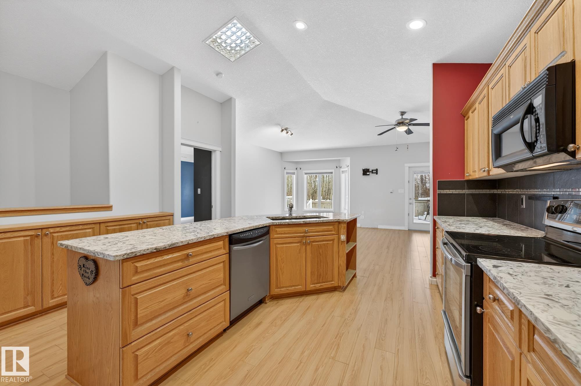 Photo 22 at 25 Folkstone Place, Folkstone Place, Stony Plain