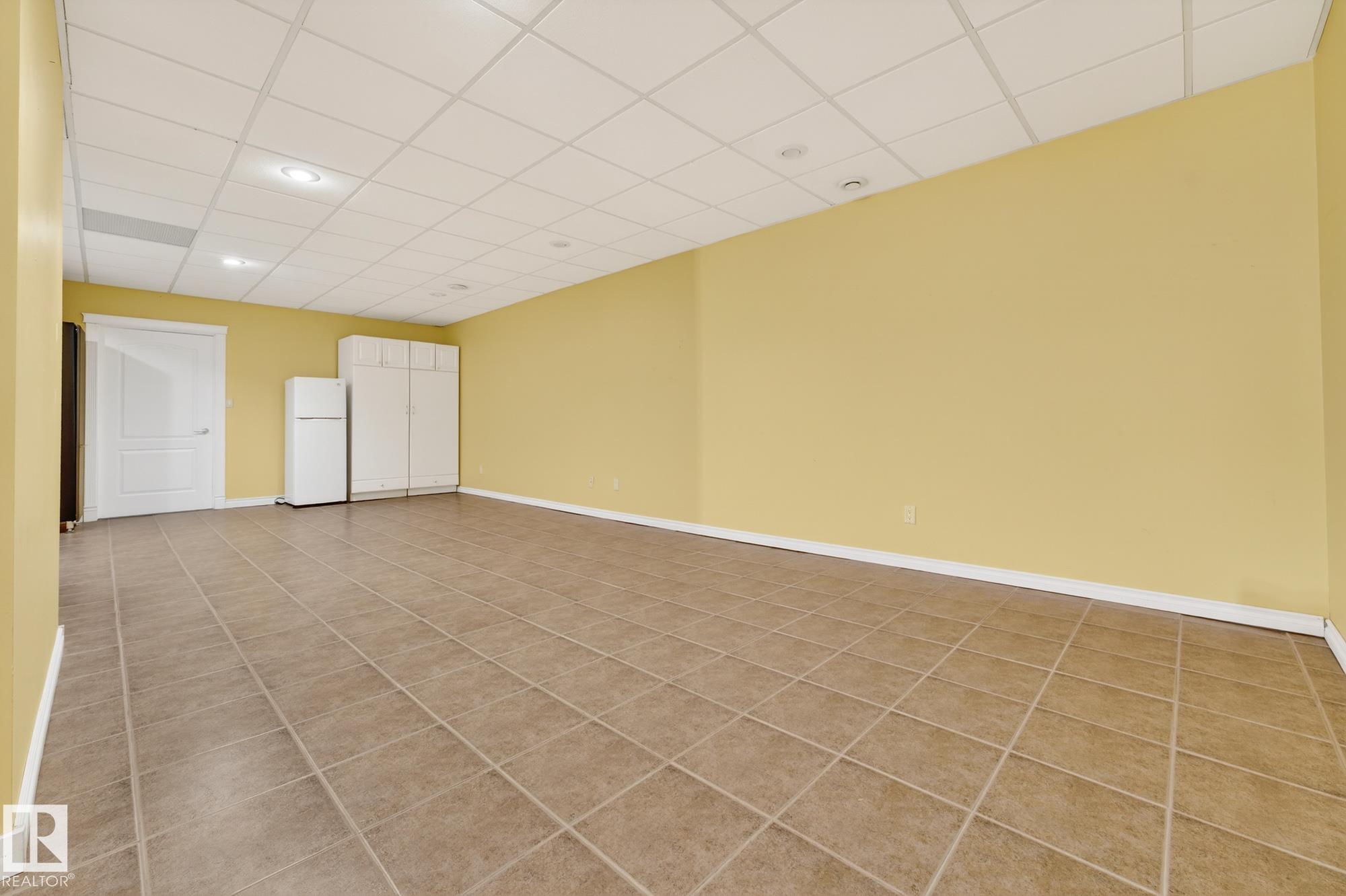 Photo 44 at 25 Folkstone Place, Folkstone Place, Stony Plain