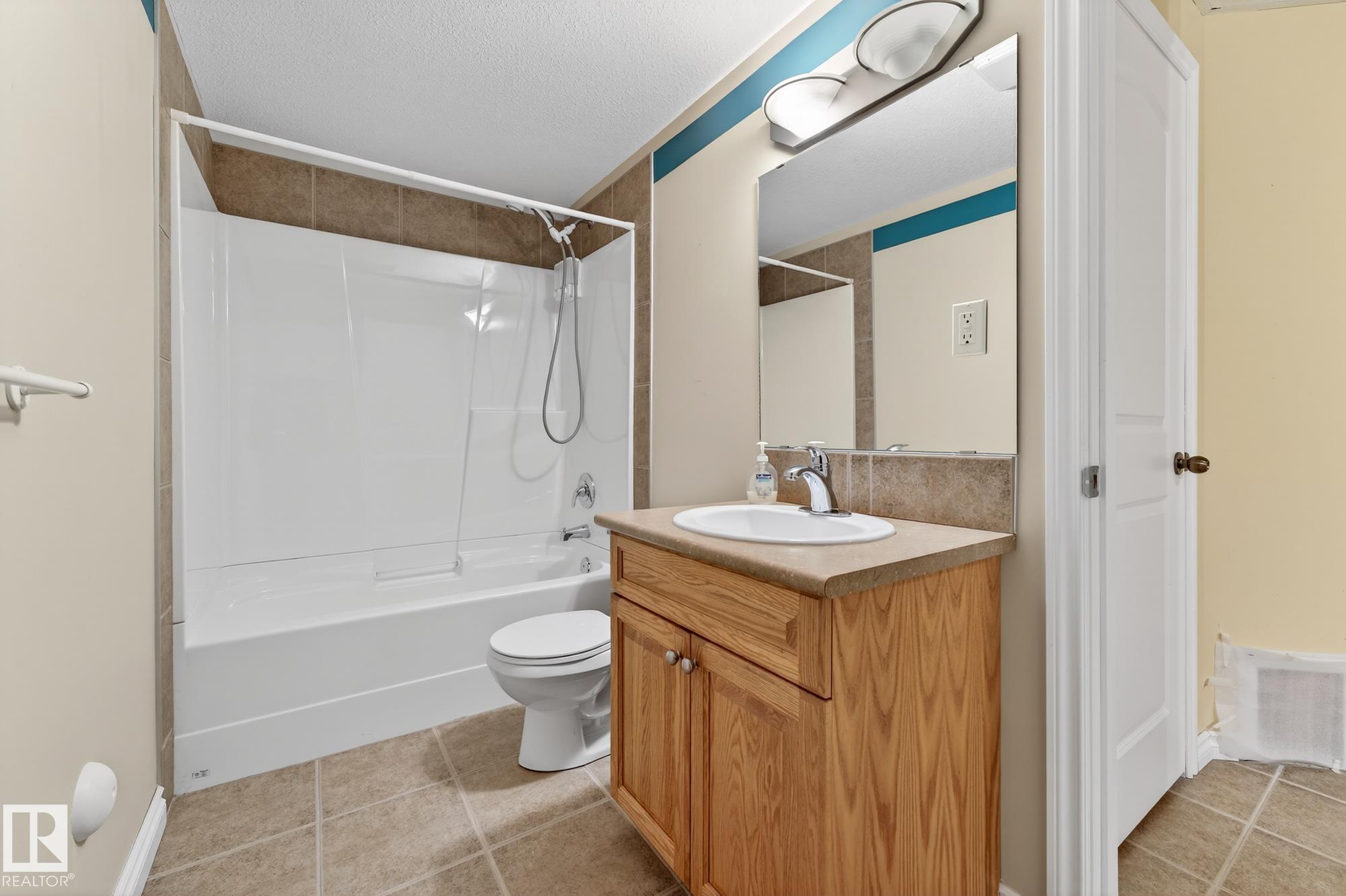 Photo 46 at 25 Folkstone Place, Folkstone Place, Stony Plain