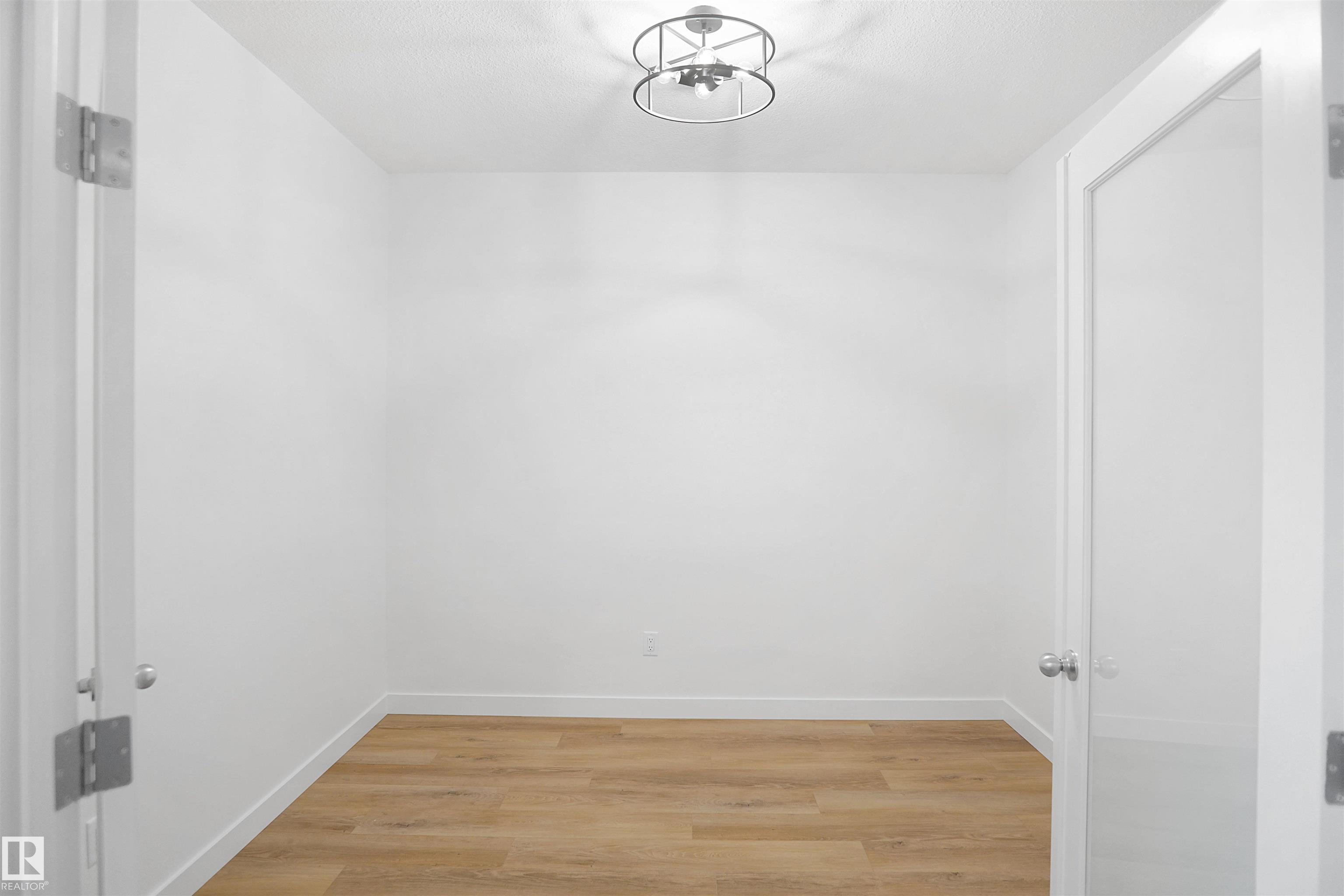 Photo 12 at 2544 211 Street NW, The Uplands, Edmonton