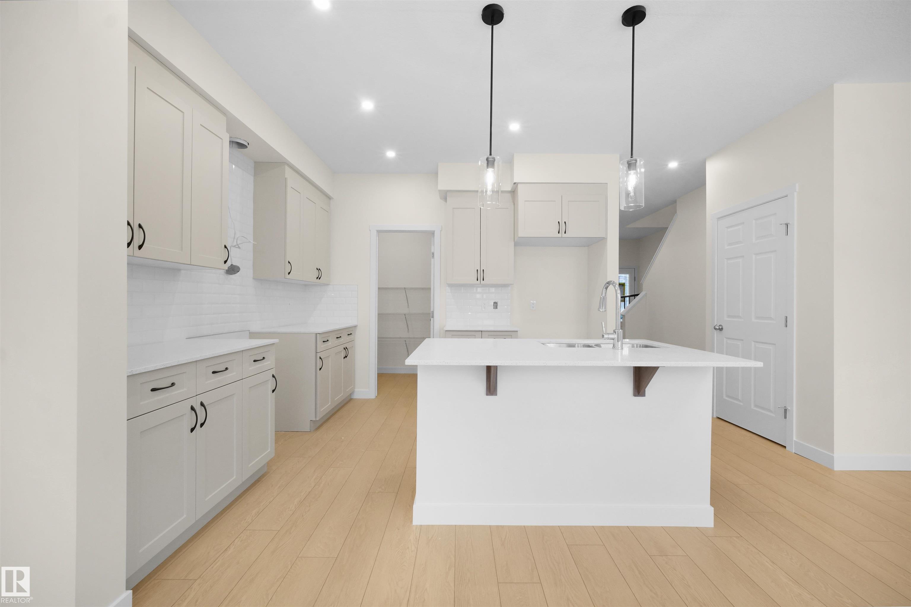 Photo 11 at 2540 211 Street NW, The Uplands, Edmonton