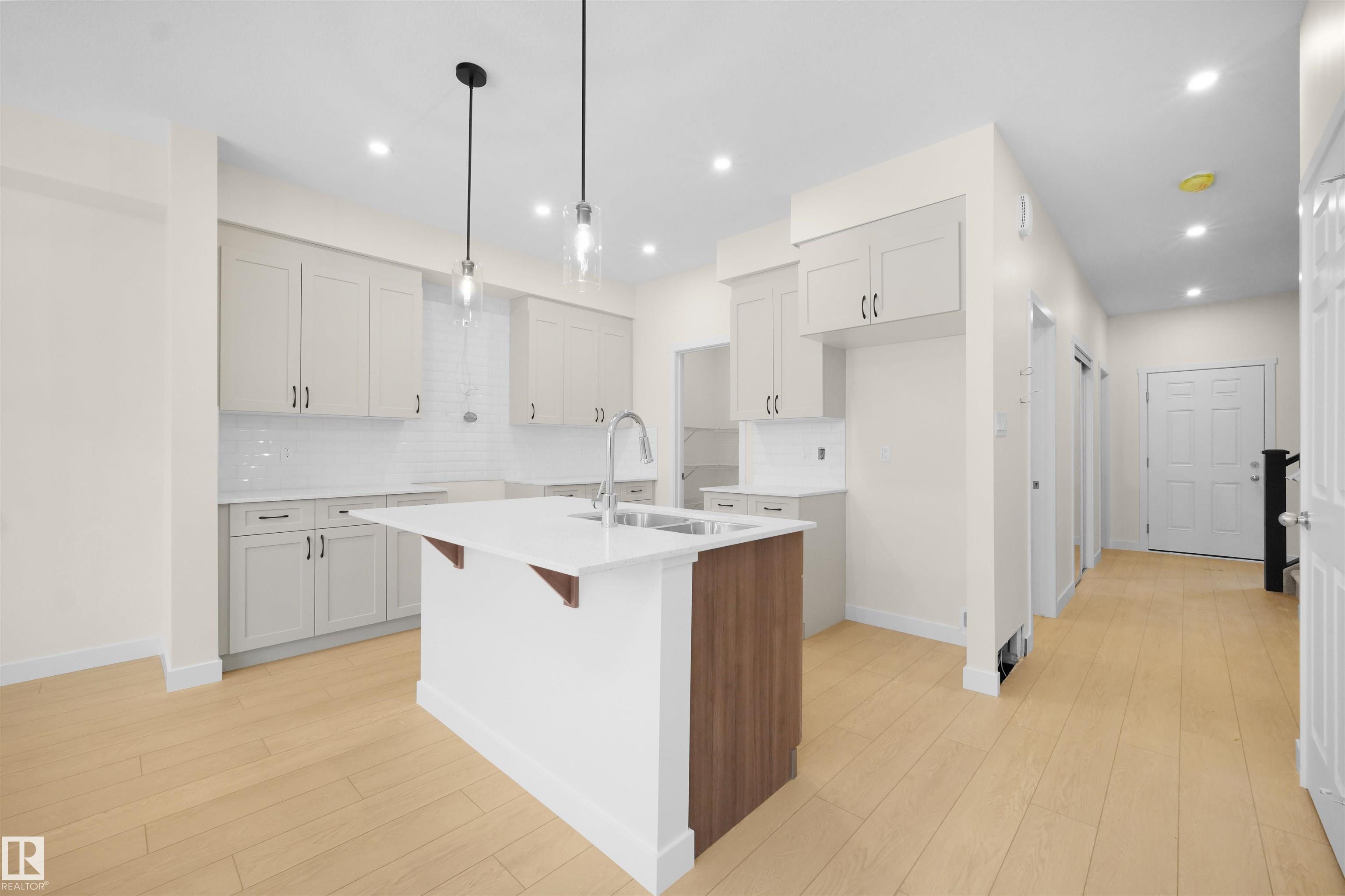 Photo 12 at 2540 211 Street NW, The Uplands, Edmonton