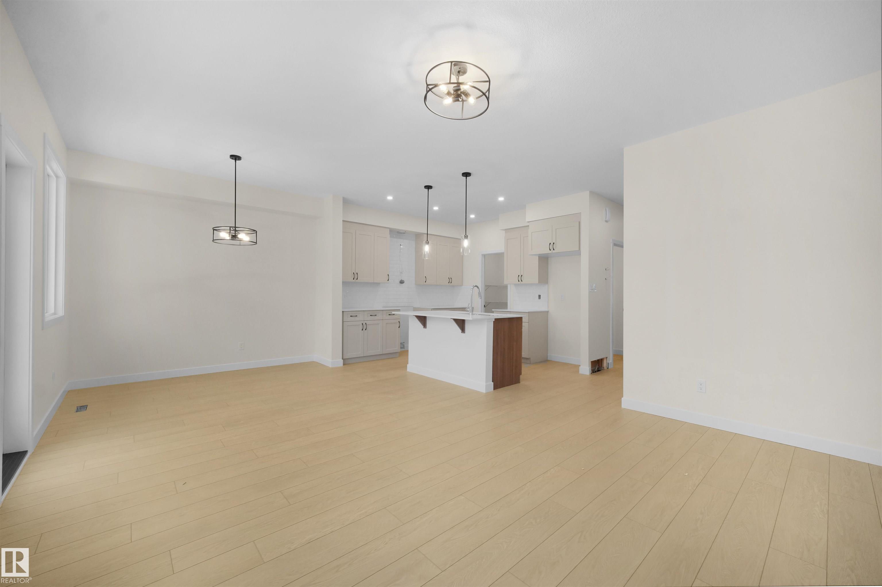 Photo 7 at 2540 211 Street NW, The Uplands, Edmonton