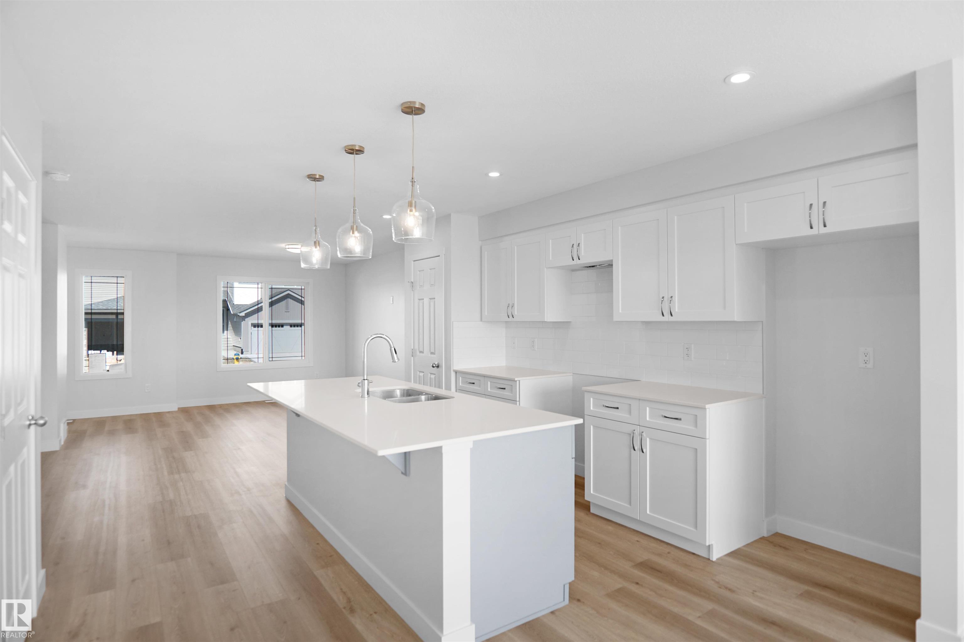 Photo 11 at 21023 25 Avenue NW, The Uplands, Edmonton