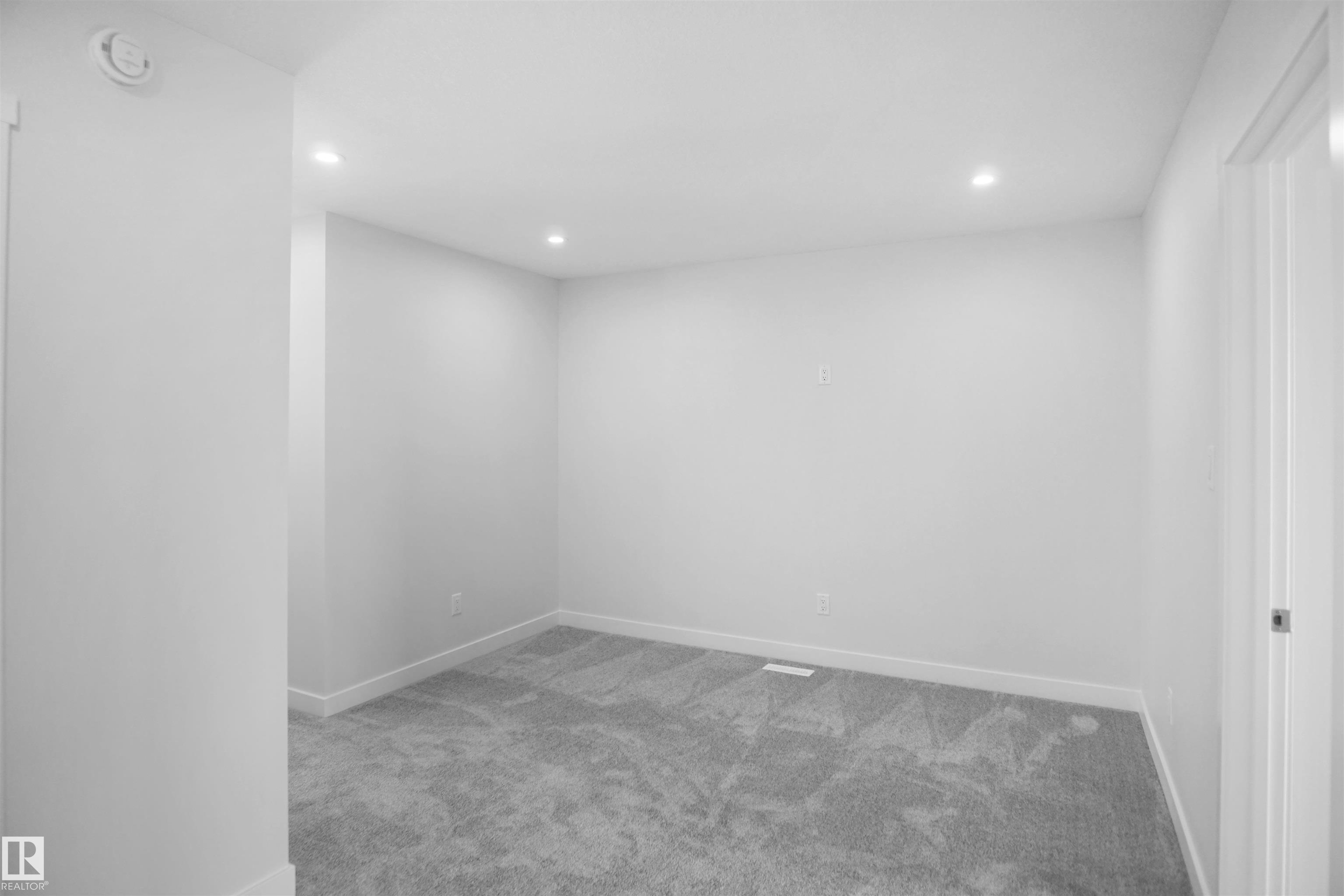 Photo 17 at 21023 25 Avenue NW, The Uplands, Edmonton