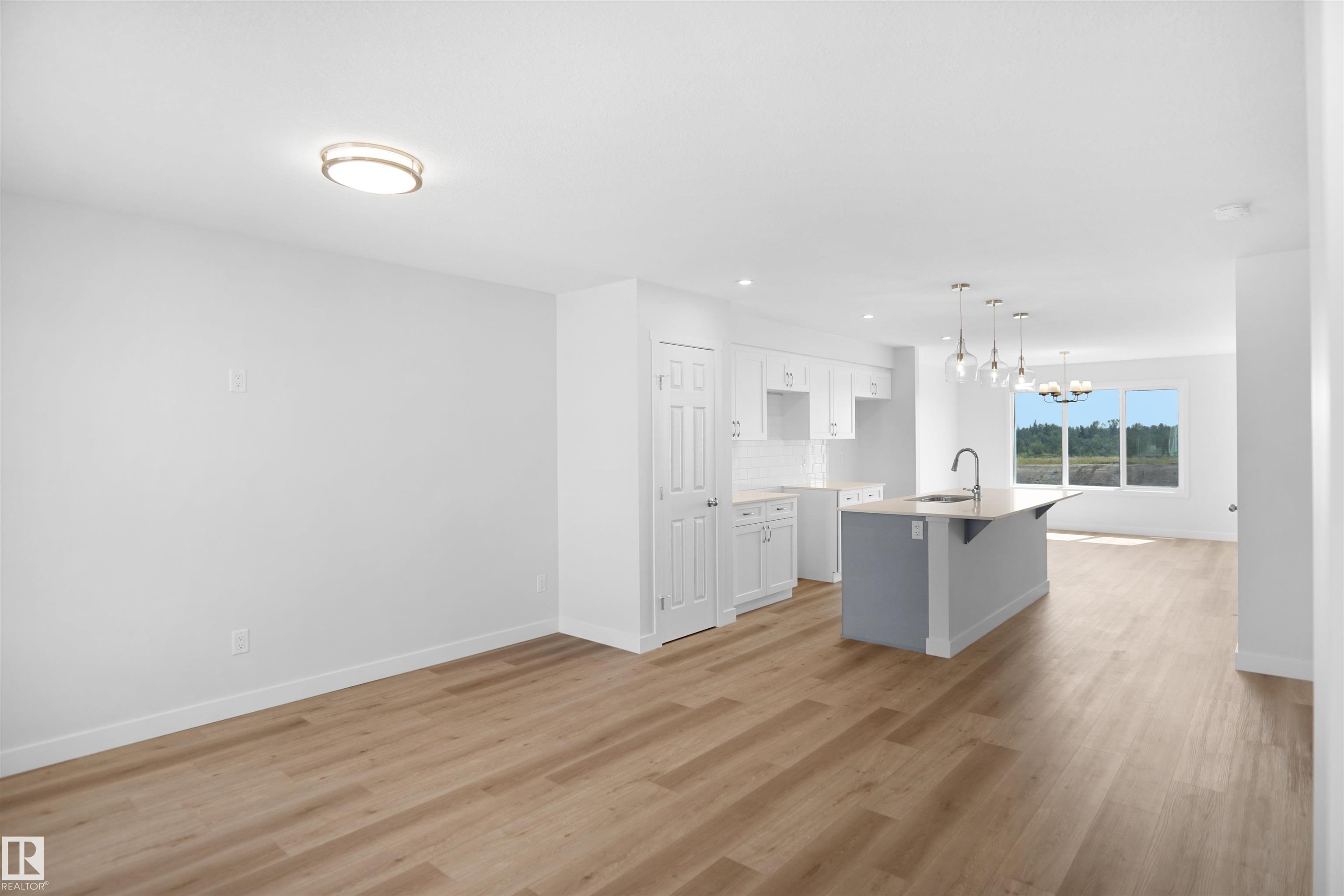 21023 25 Avenue NW, The Uplands, Edmonton