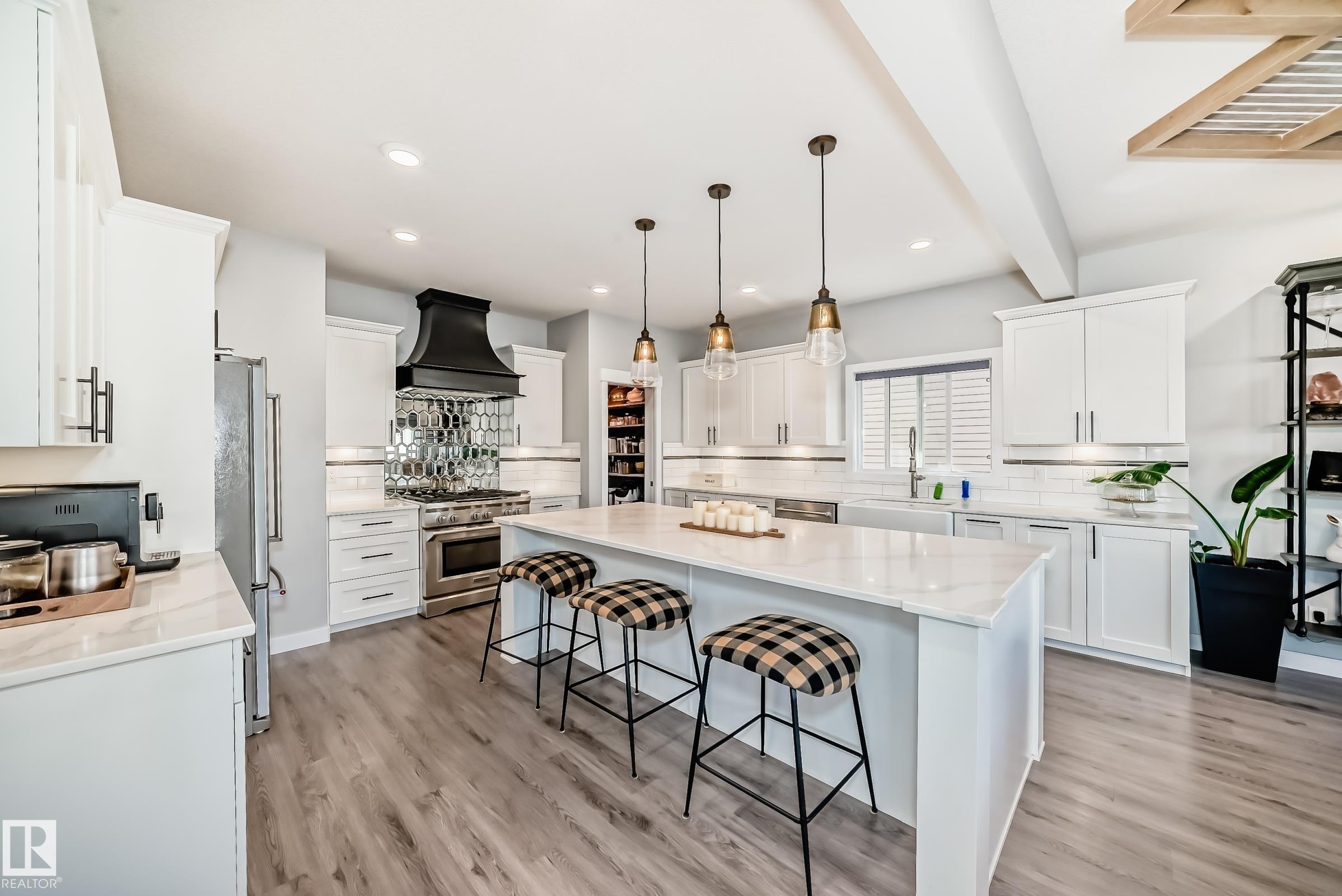 4004 6 Avenue SW, Charlesworth, Edmonton