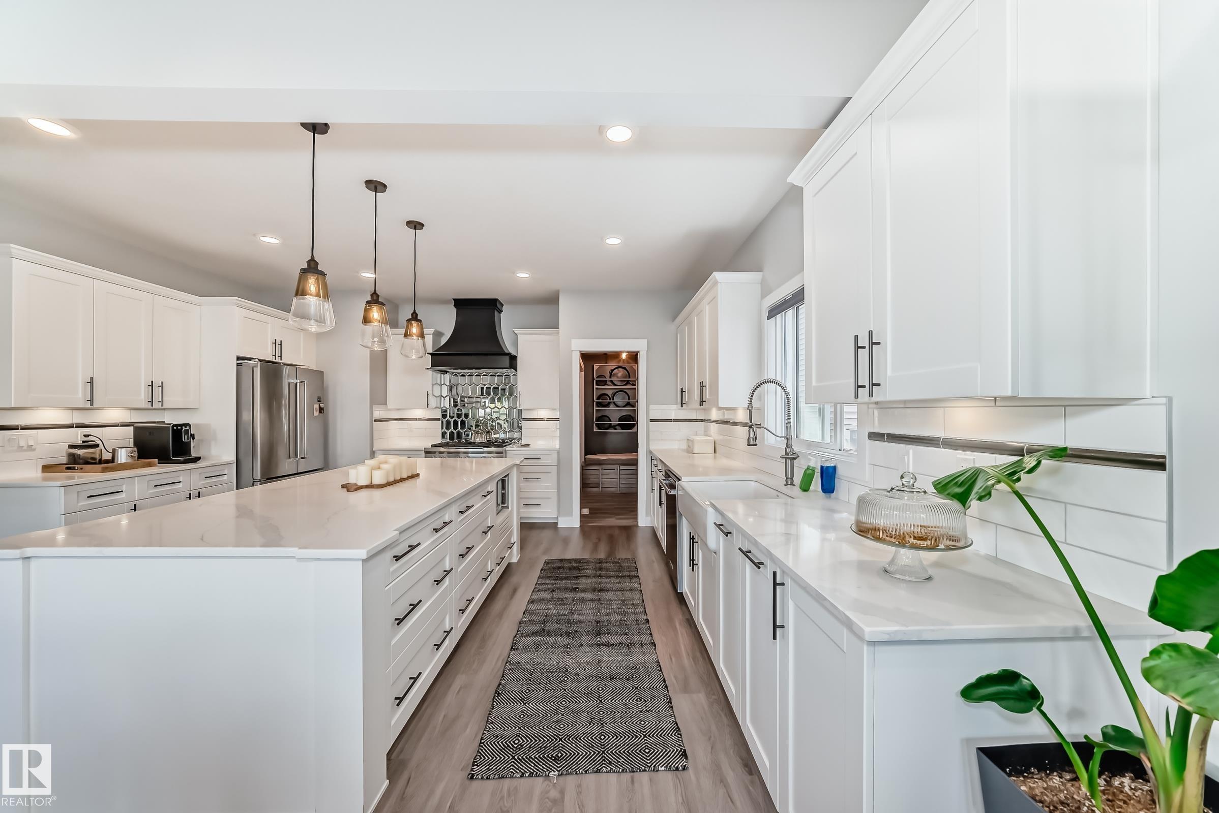 4004 6 Avenue SW, Charlesworth, Edmonton