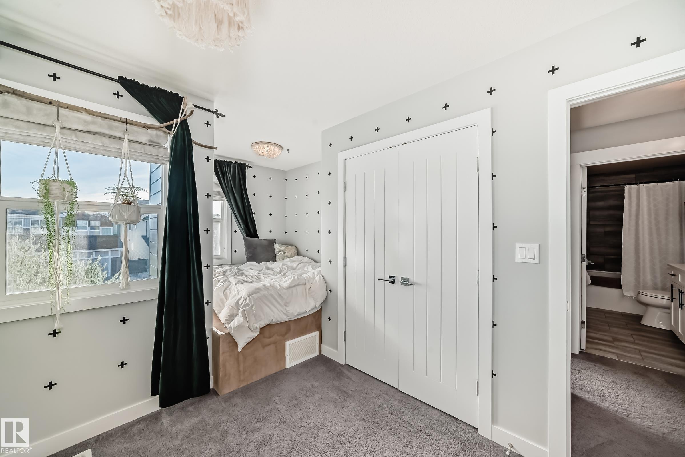 Photo 44 at 4004 6 Avenue SW, Charlesworth, Edmonton