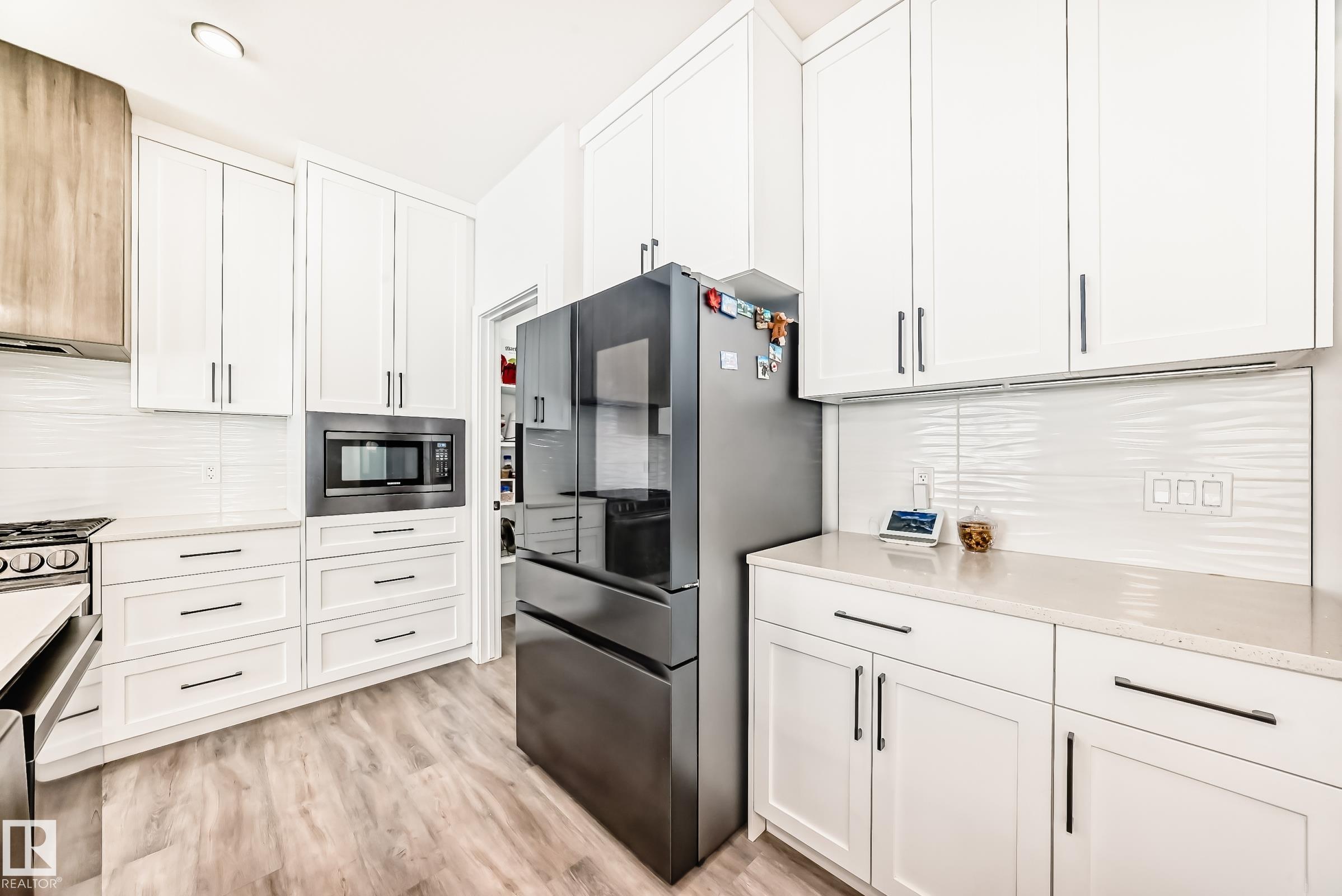 Photo 12 at 3247 Chernowski Way SW, Chappelle Area, Edmonton