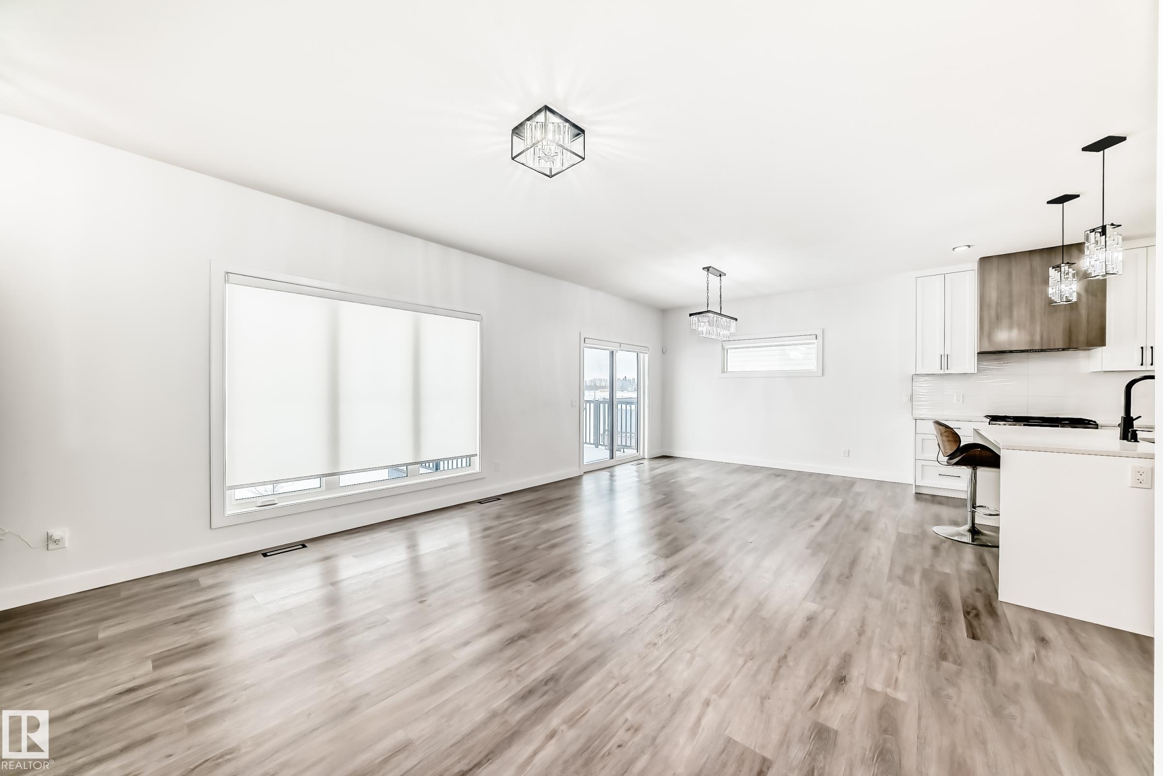 Photo 9 at 3247 Chernowski Way SW, Chappelle Area, Edmonton