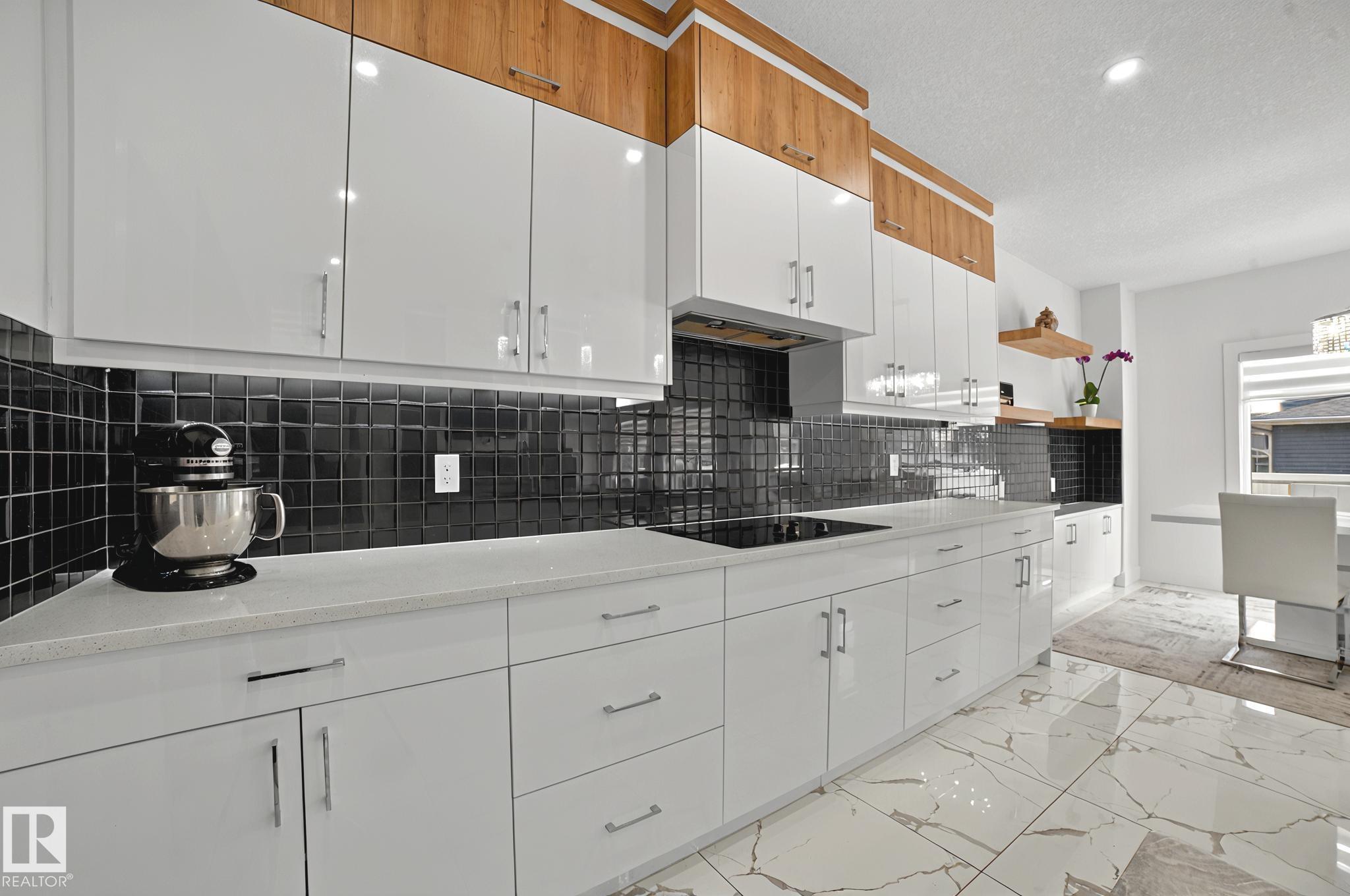 Photo 15 at 15023 15 Street NW, Fraser, Edmonton