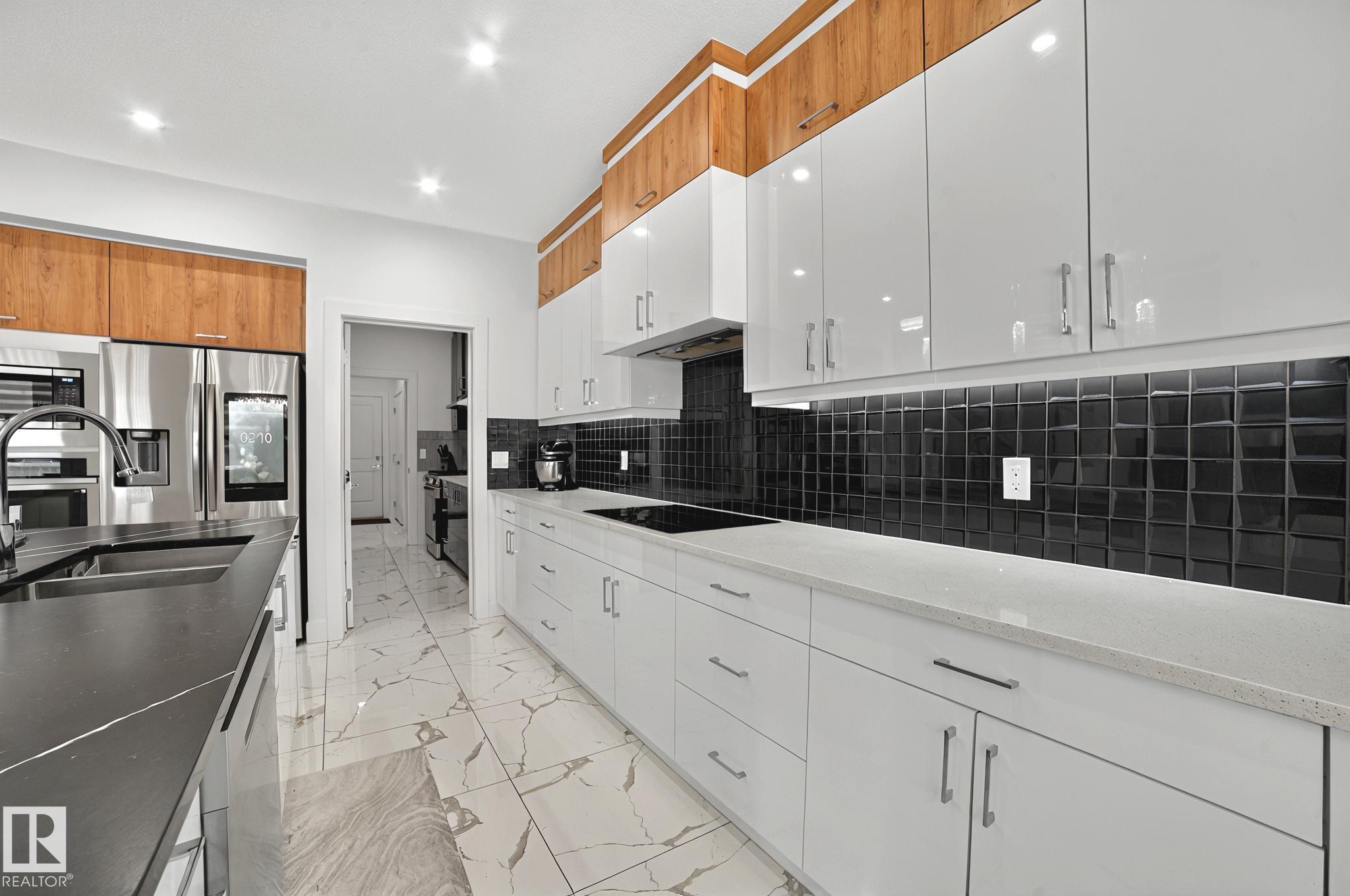 Photo 17 at 15023 15 Street NW, Fraser, Edmonton