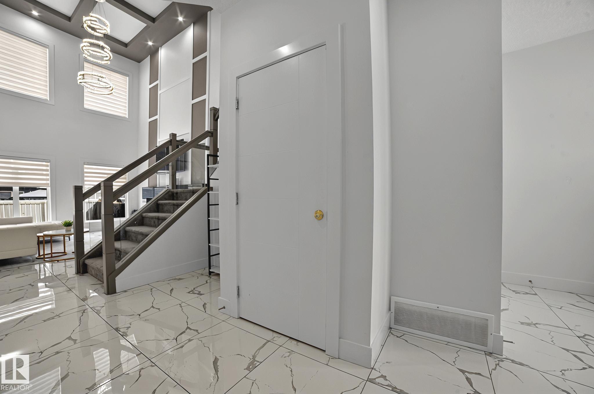 Photo 22 at 15023 15 Street NW, Fraser, Edmonton